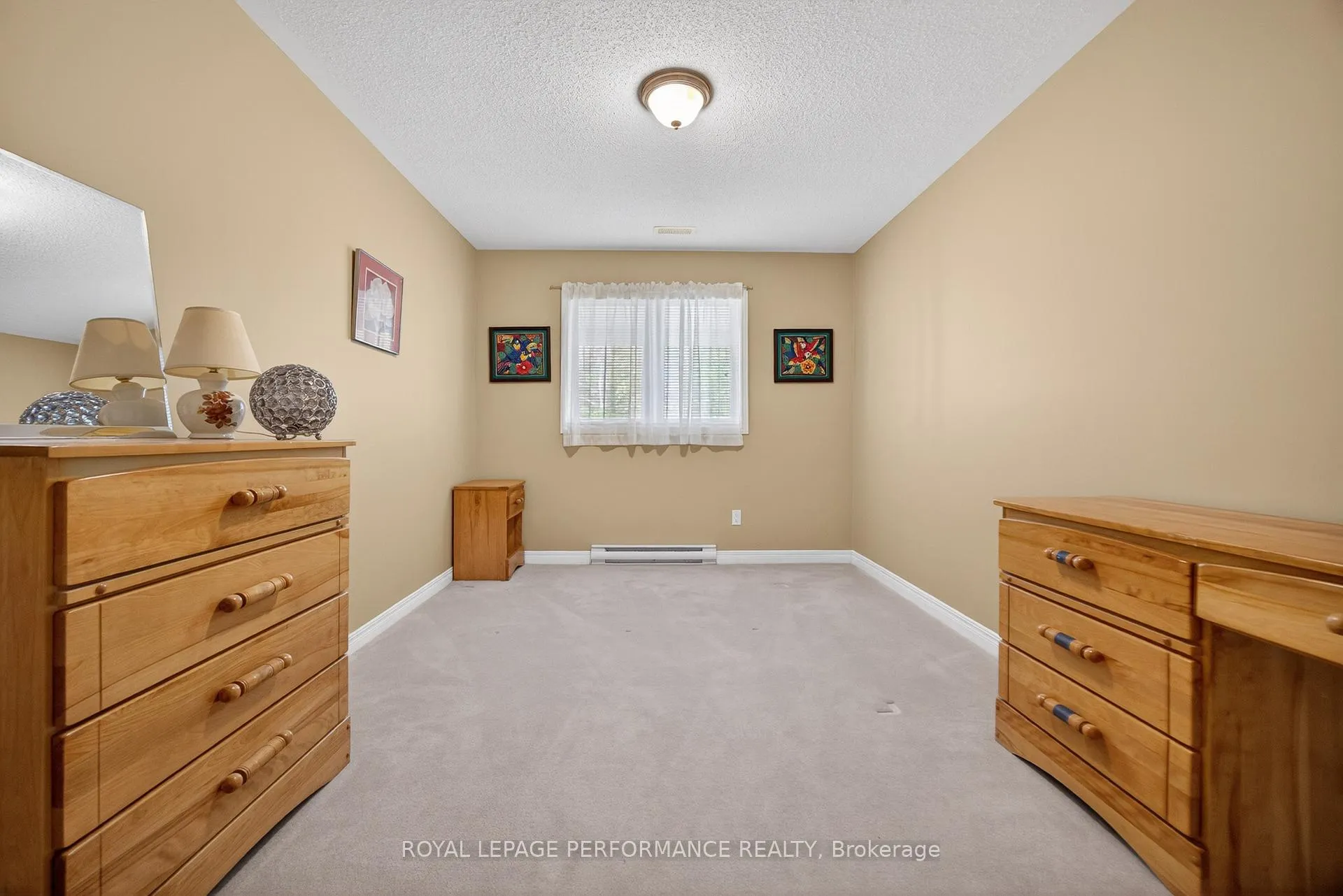 Photo 44 of 18 Chapelier Private, Ottawa, Queenswood Heights South — HOMEH