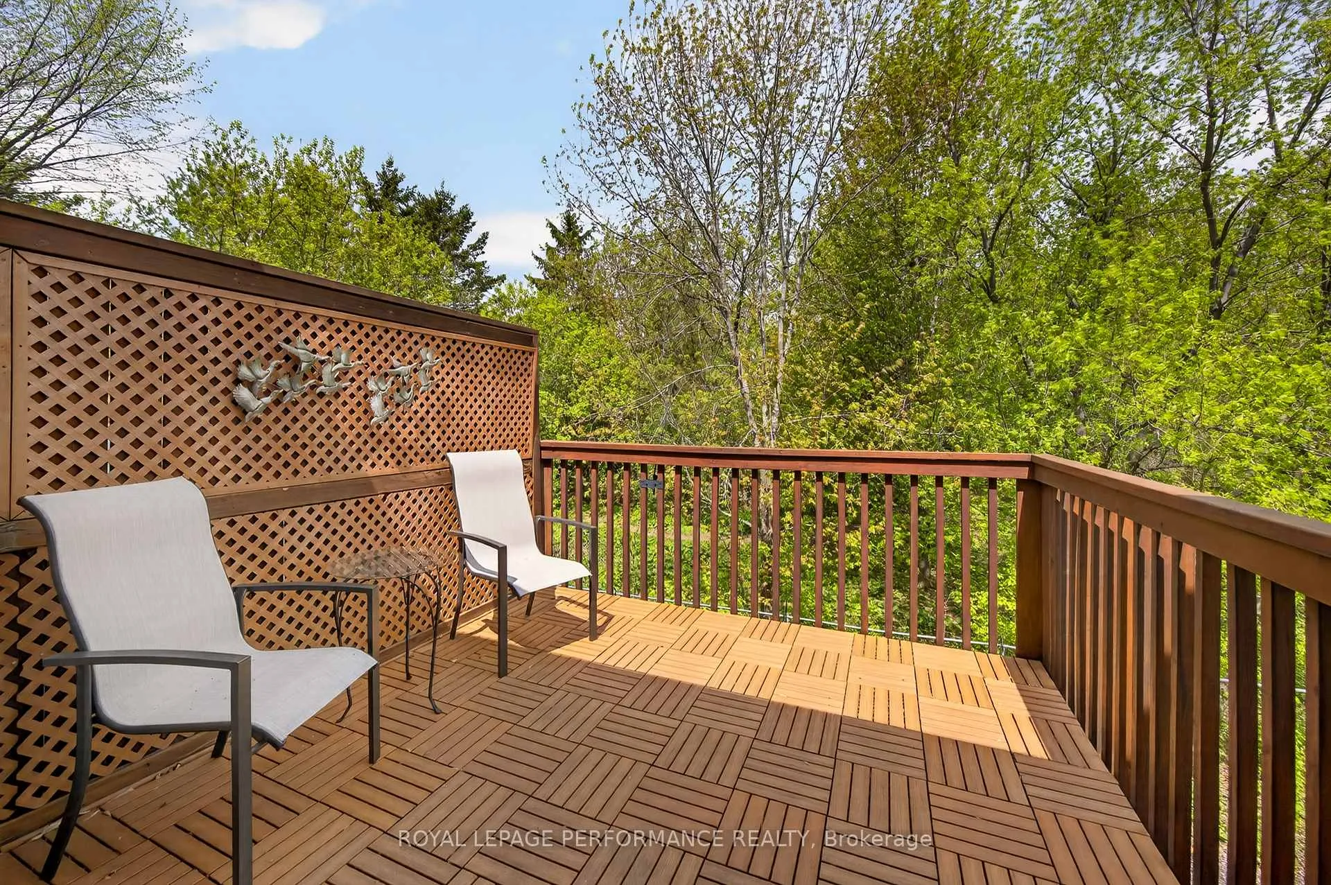 Photo 48 of 18 Chapelier Private, Ottawa, Queenswood Heights South — HOMEH