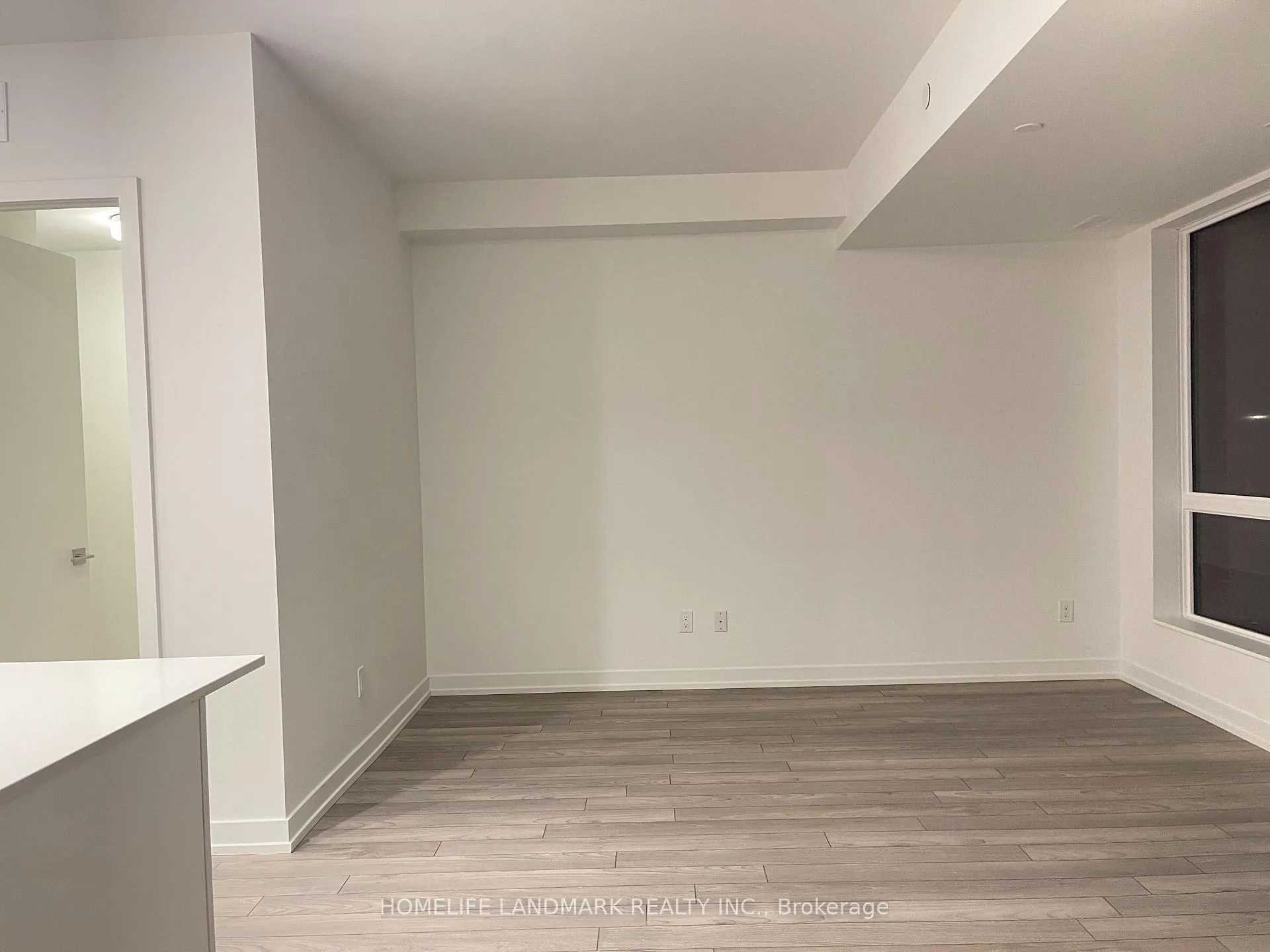 Photo 25 of Unit 307, 8 Walder Lane, Richmond Hill, Rural Richmond Hill — HOMEH