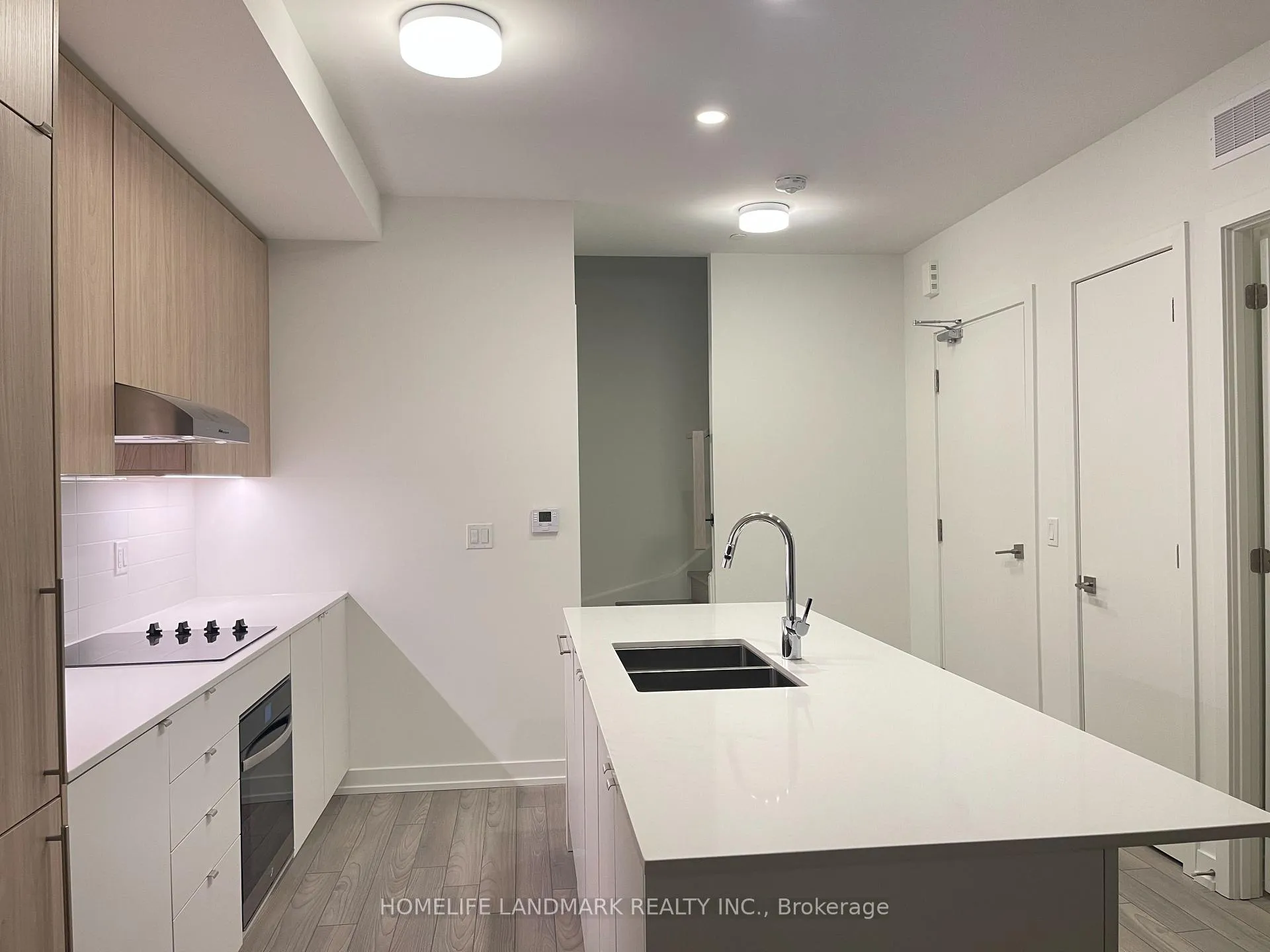 Photo 29 of Unit 307, 8 Walder Lane, Richmond Hill, Rural Richmond Hill — HOMEH