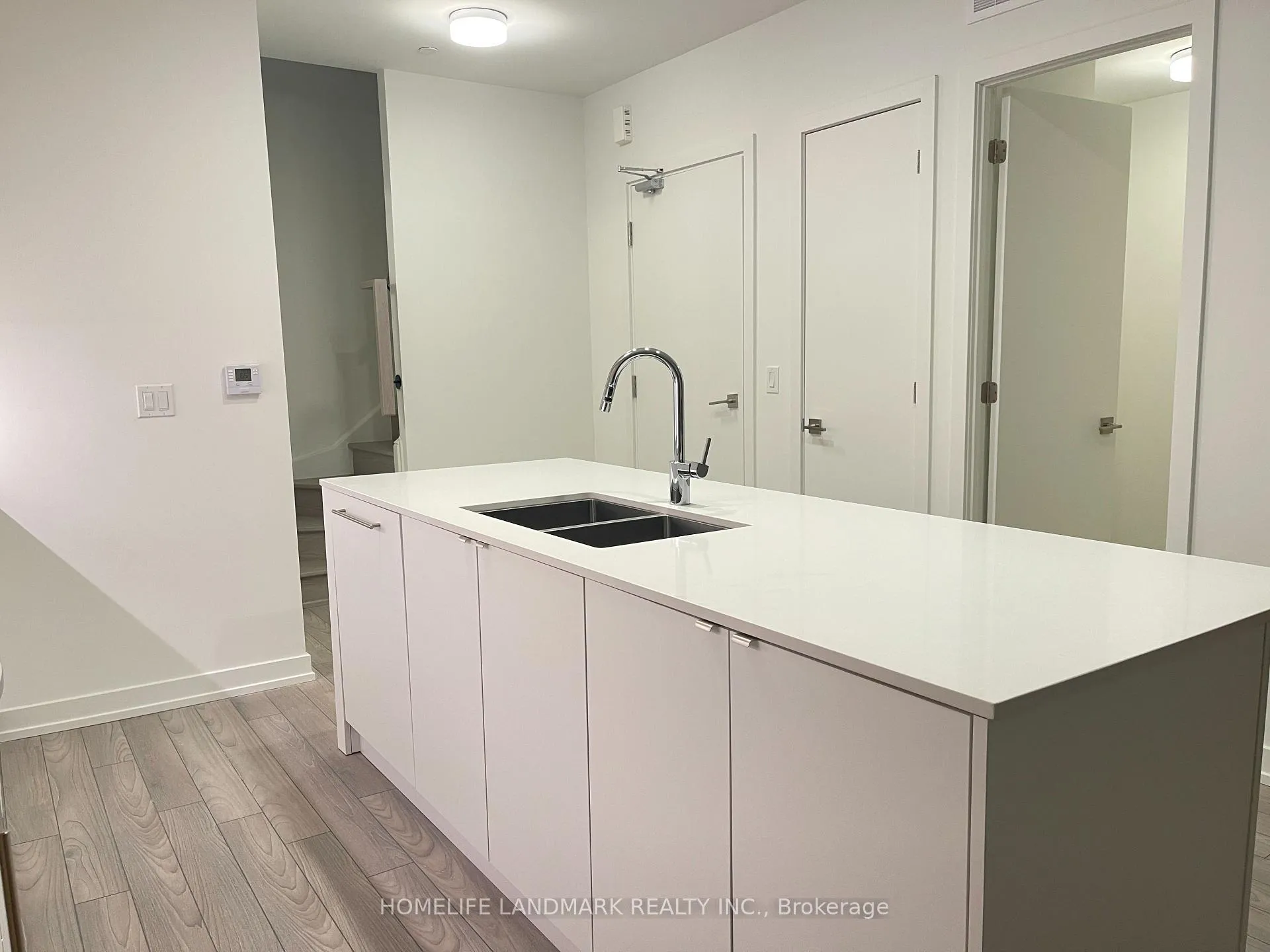 Photo 31 of Unit 307, 8 Walder Lane, Richmond Hill, Rural Richmond Hill — HOMEH