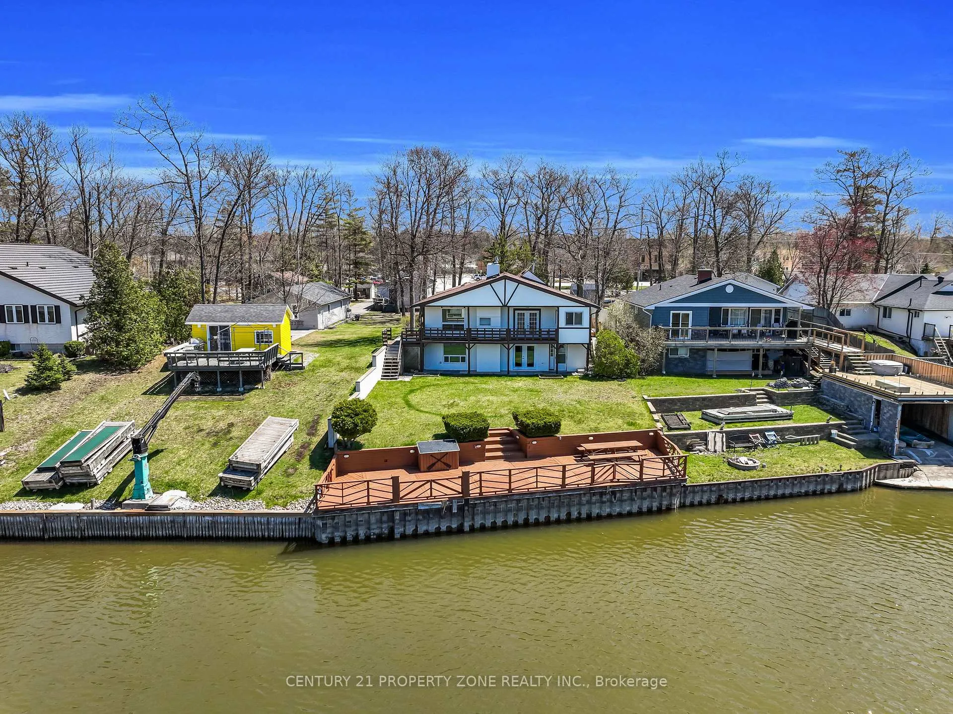 Photo of 1312 River Road W