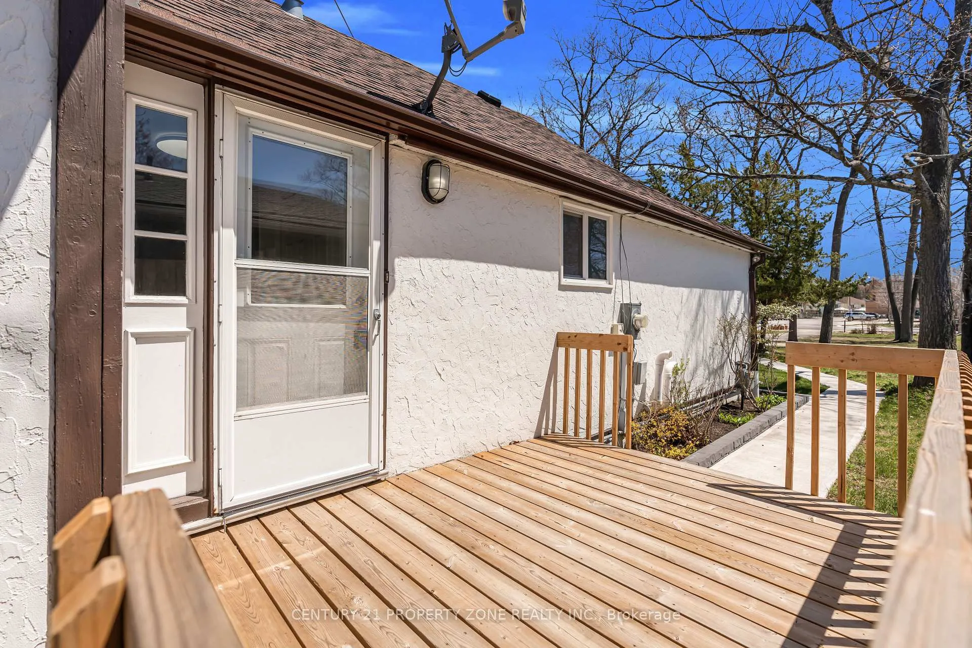 Photo 6 of 1312 River Road W, Wasaga Beach — HOMEH