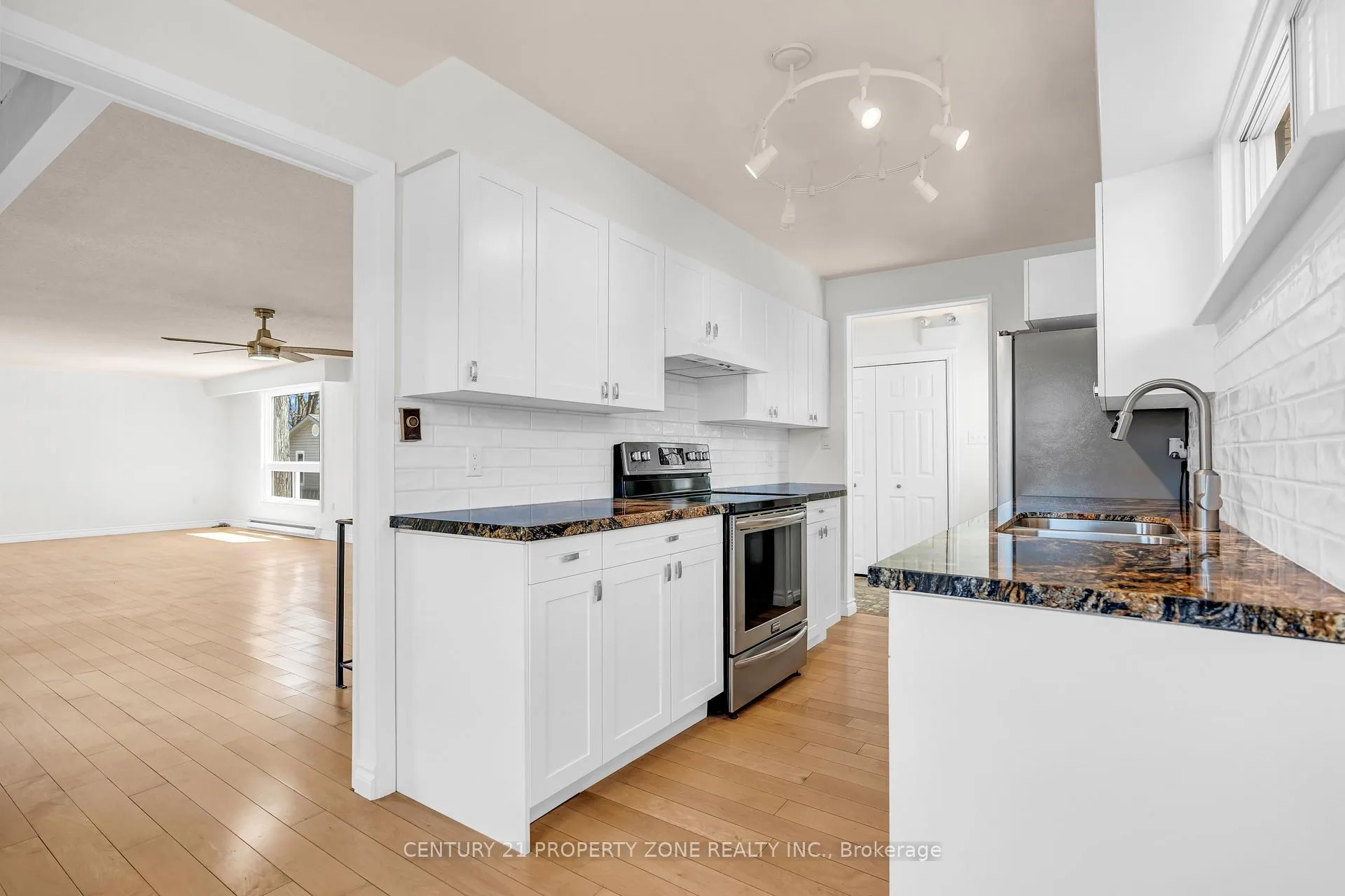 Photo 12 of 1312 River Road W, Wasaga Beach — HOMEH