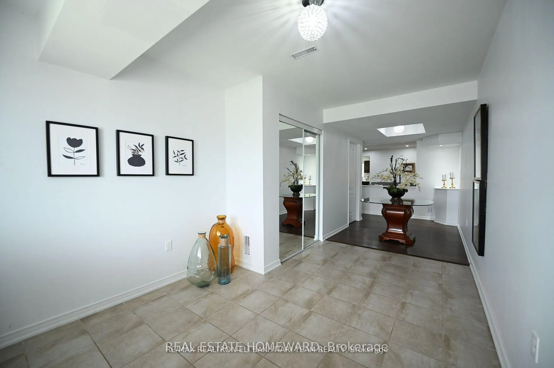 Photo 1 of Unit Third floor apartment, 1226 Leslie Drive, Innisfil, Alcona — HOMEH