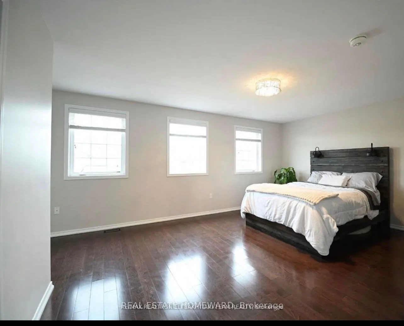 Photo 6 of Unit Third floor apartment, 1226 Leslie Drive, Innisfil, Alcona — HOMEH