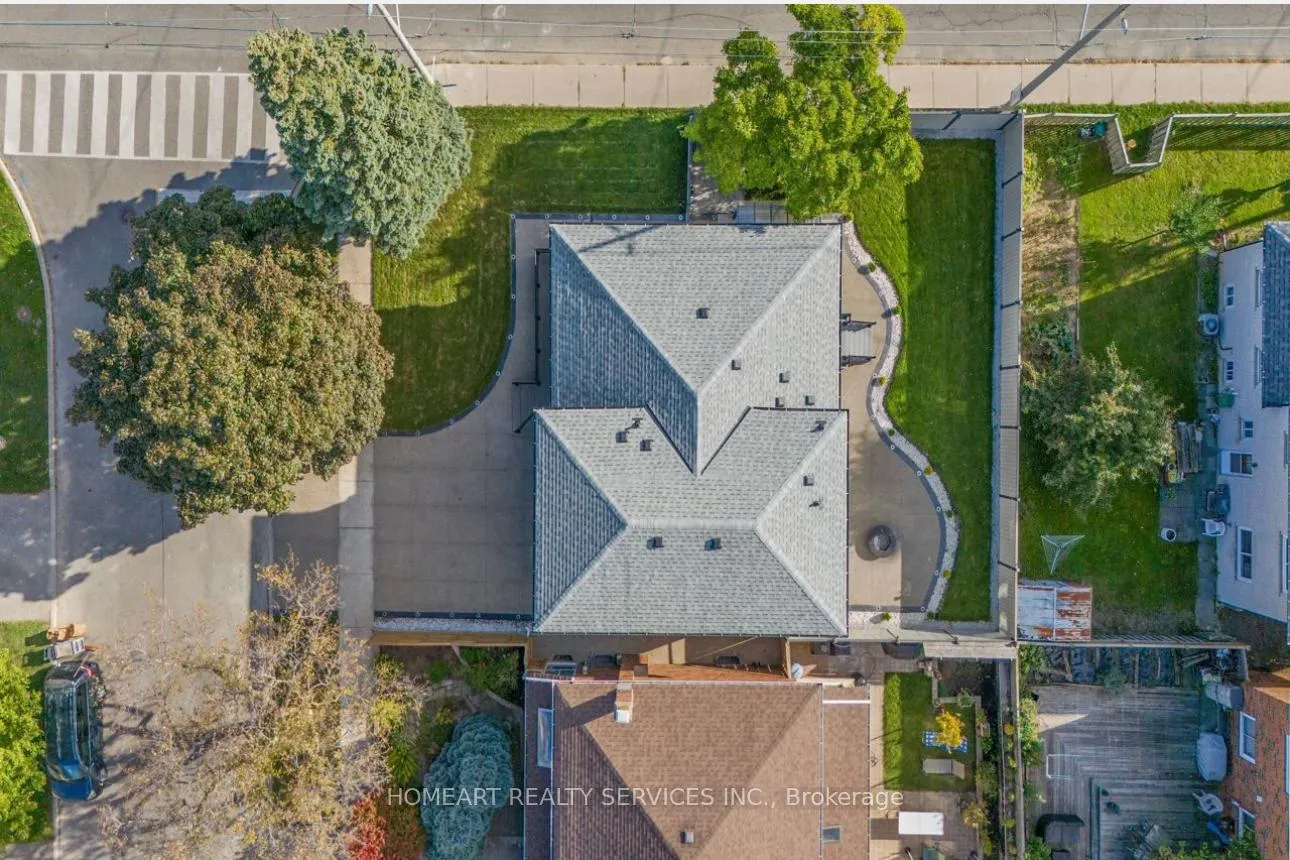 Photo 3 of 35 Munford Crescent, Toronto, O'Connor-Parkview — HOMEH