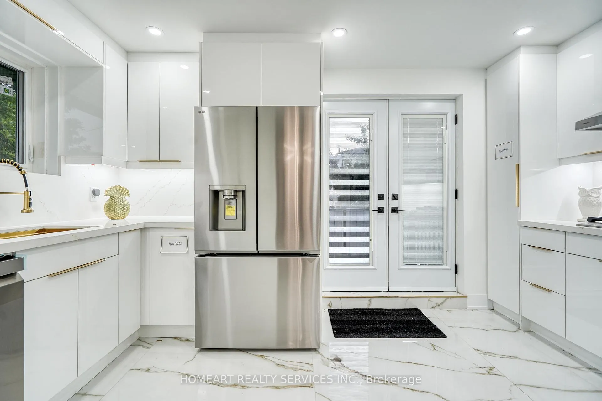 Photo 12 of 35 Munford Crescent, Toronto, O'Connor-Parkview — HOMEH
