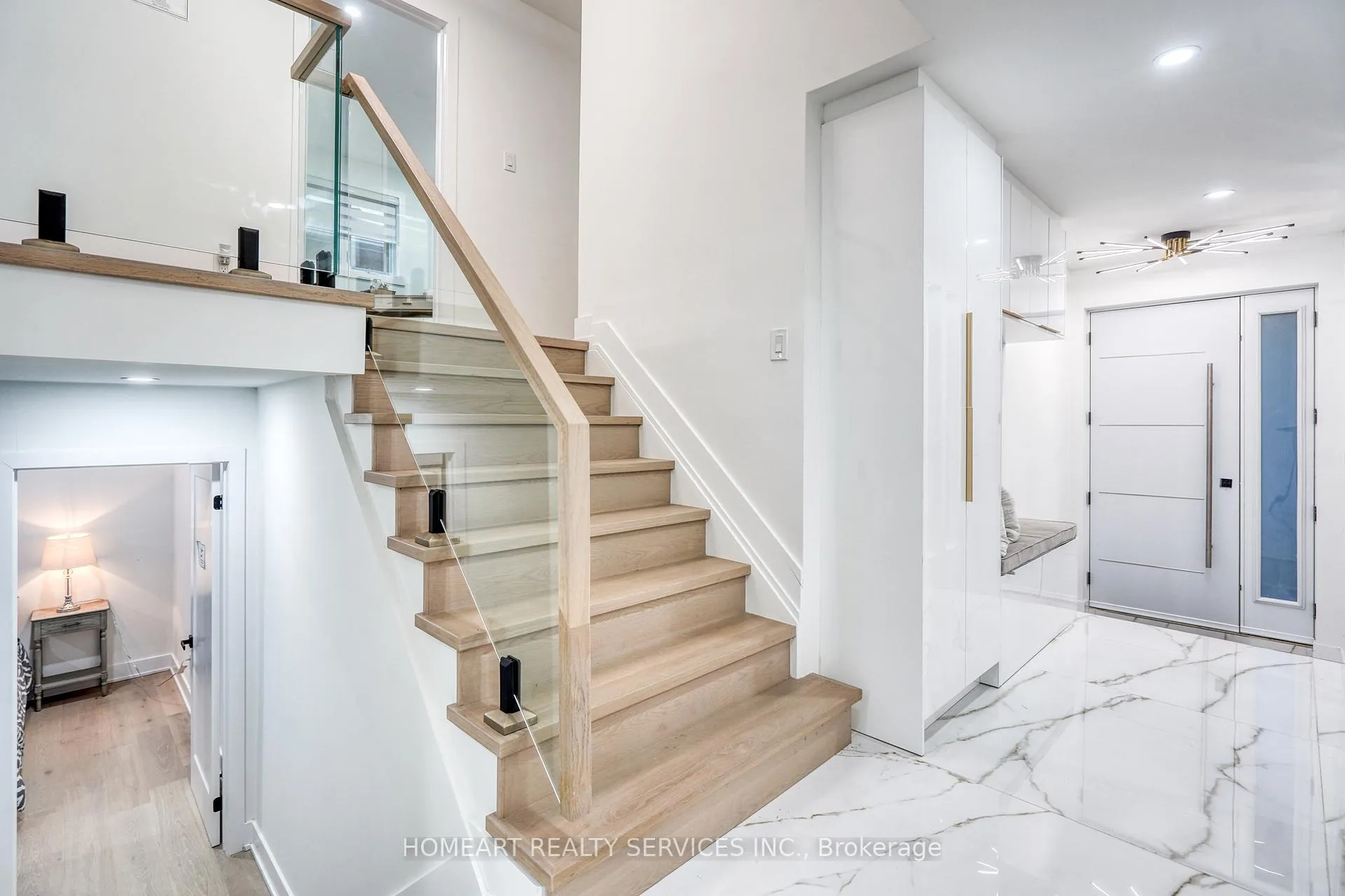 Photo 14 of 35 Munford Crescent, Toronto, O'Connor-Parkview — HOMEH