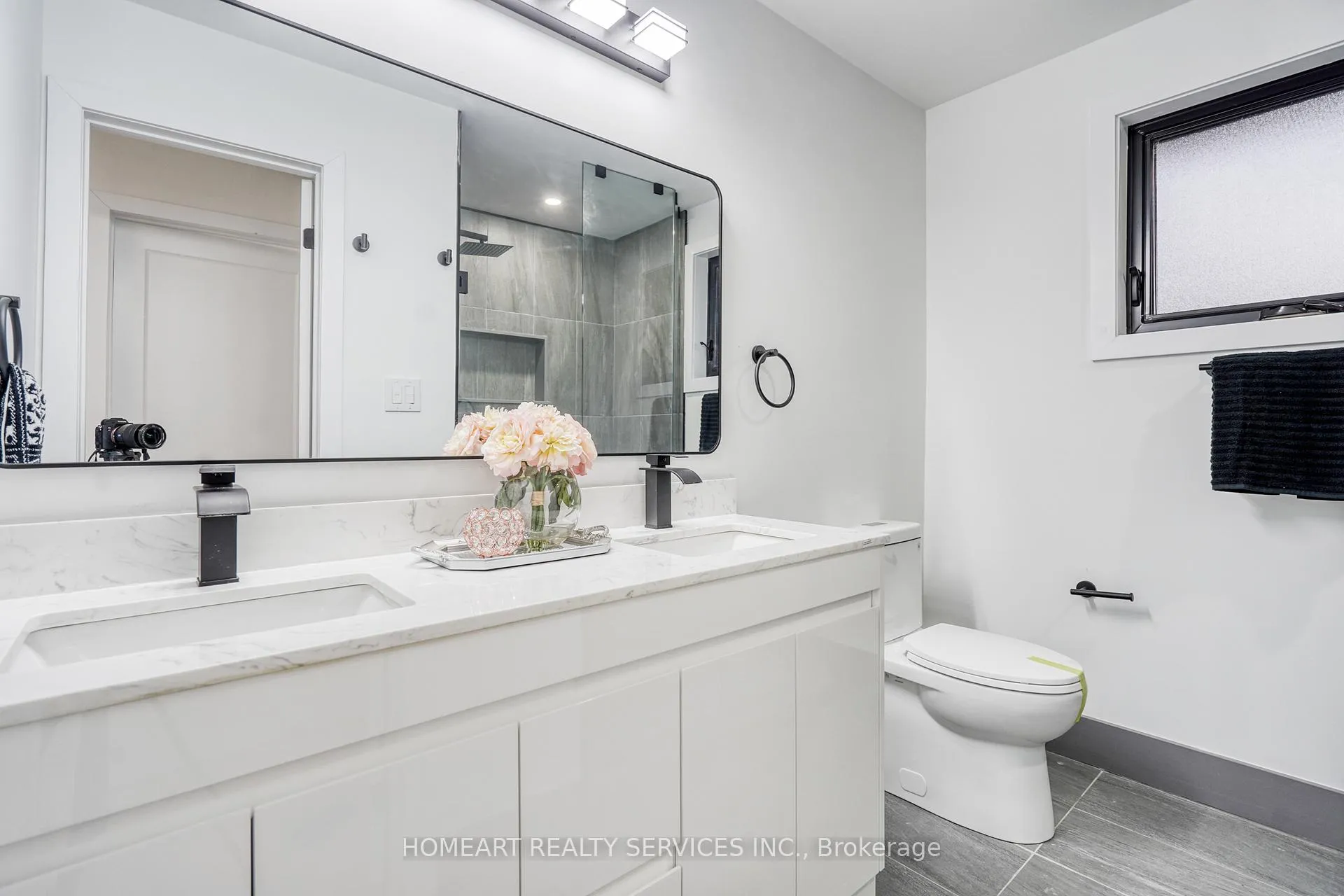 Photo 27 of 35 Munford Crescent, Toronto, O'Connor-Parkview — HOMEH