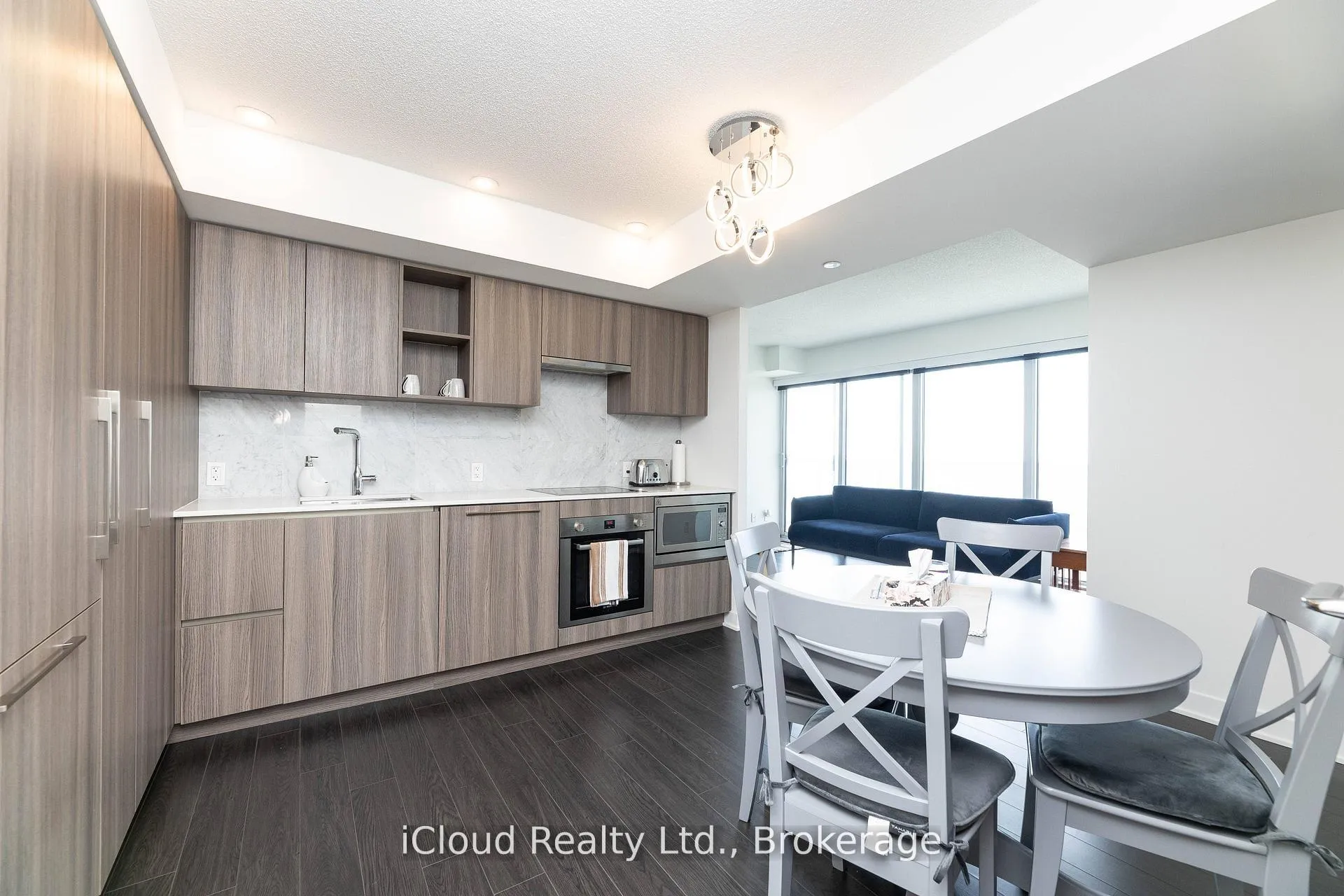 Photo 4 of Unit 2311, 19 Bathurst Street, Toronto, Waterfront Communities — HOMEH