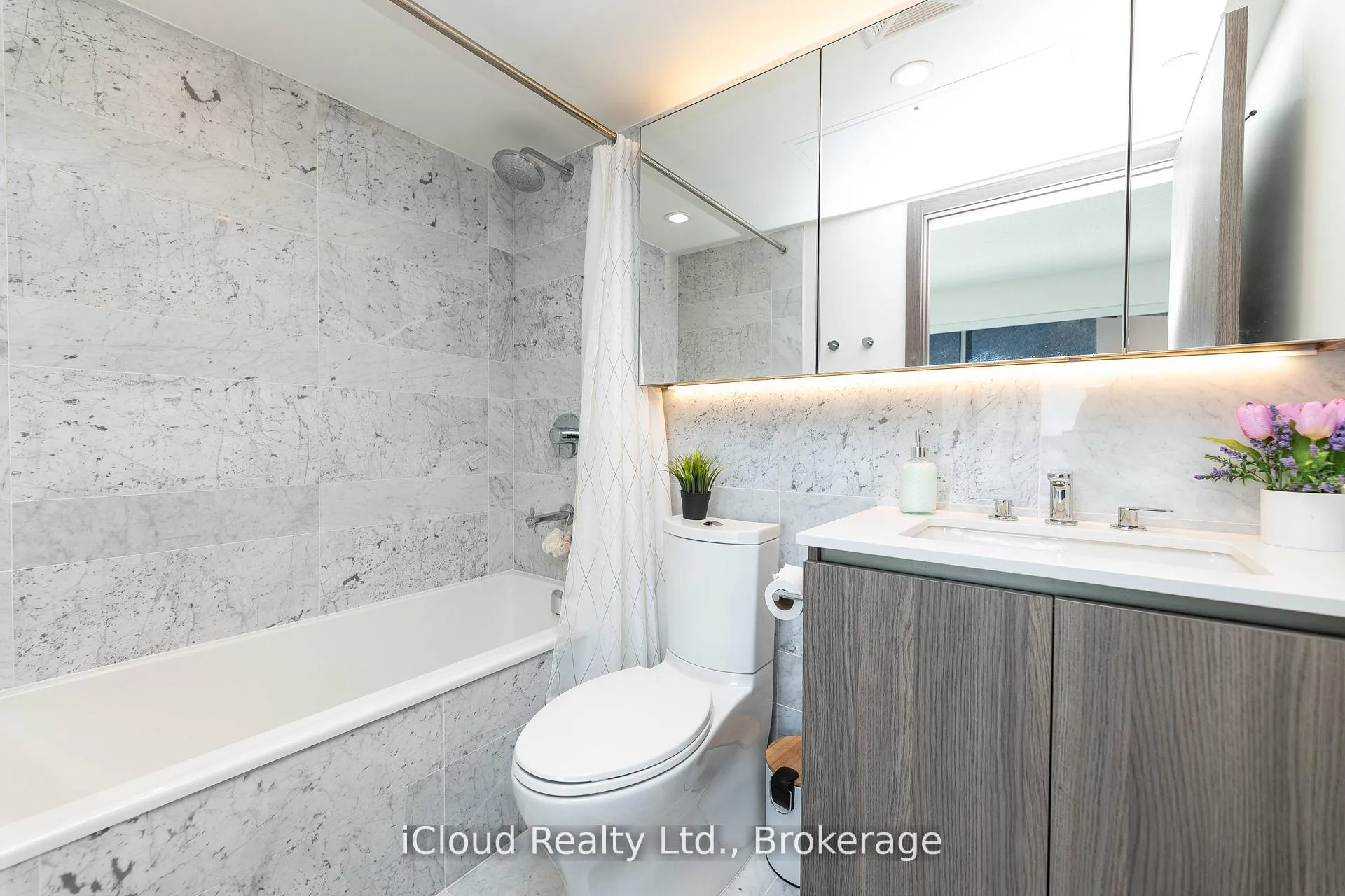 Photo 20 of Unit 2311, 19 Bathurst Street, Toronto, Waterfront Communities — HOMEH