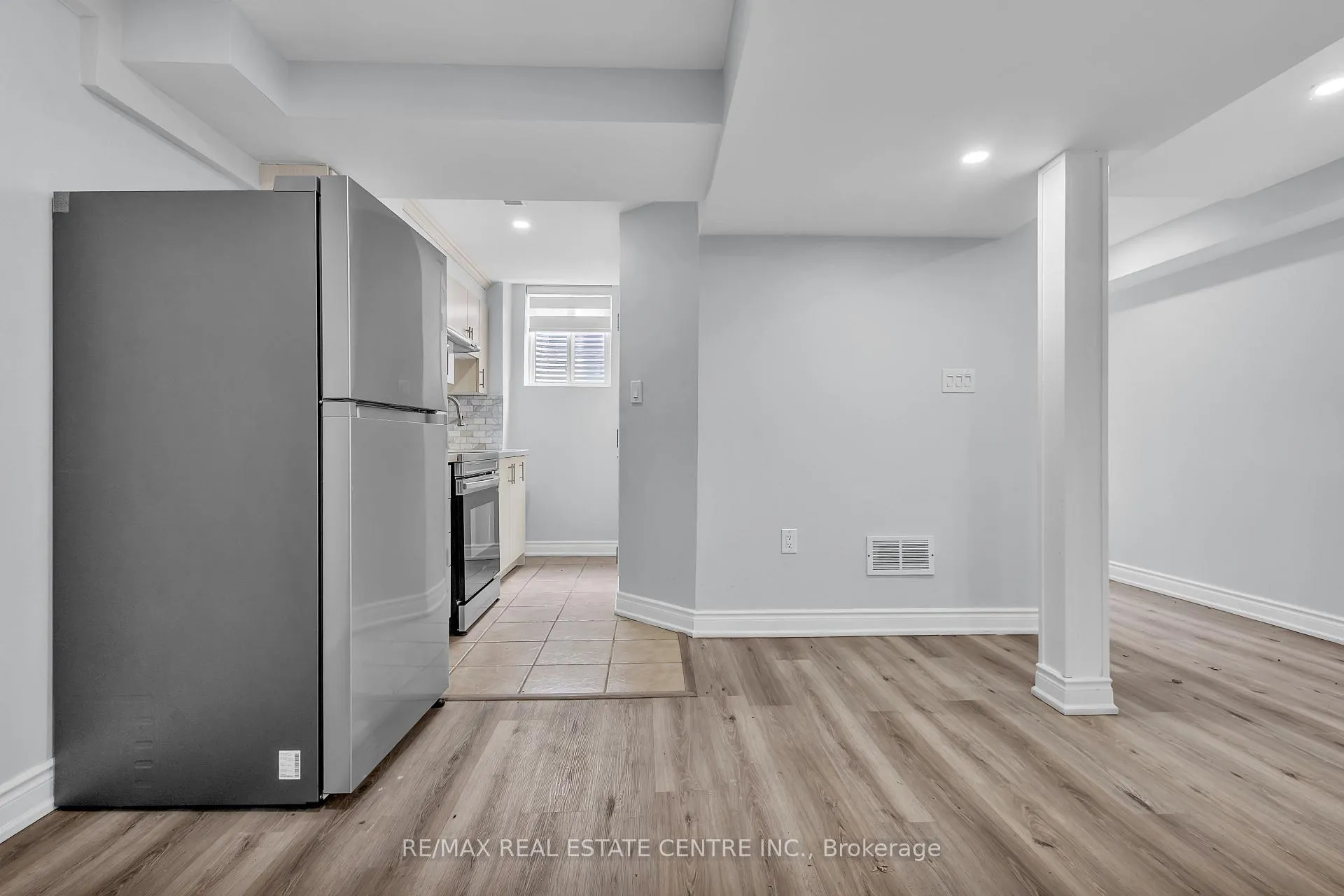 Photo 12 of Unit BASEMENT, 42 Baha Crescent, Brampton, Fletcher's Meadow — HOMEH