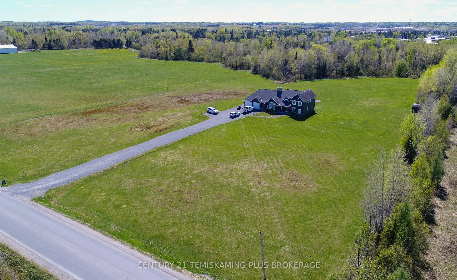 Photo 3 of 414305 Bryans Road, Englehart, Central Timiskaming — HOMEH