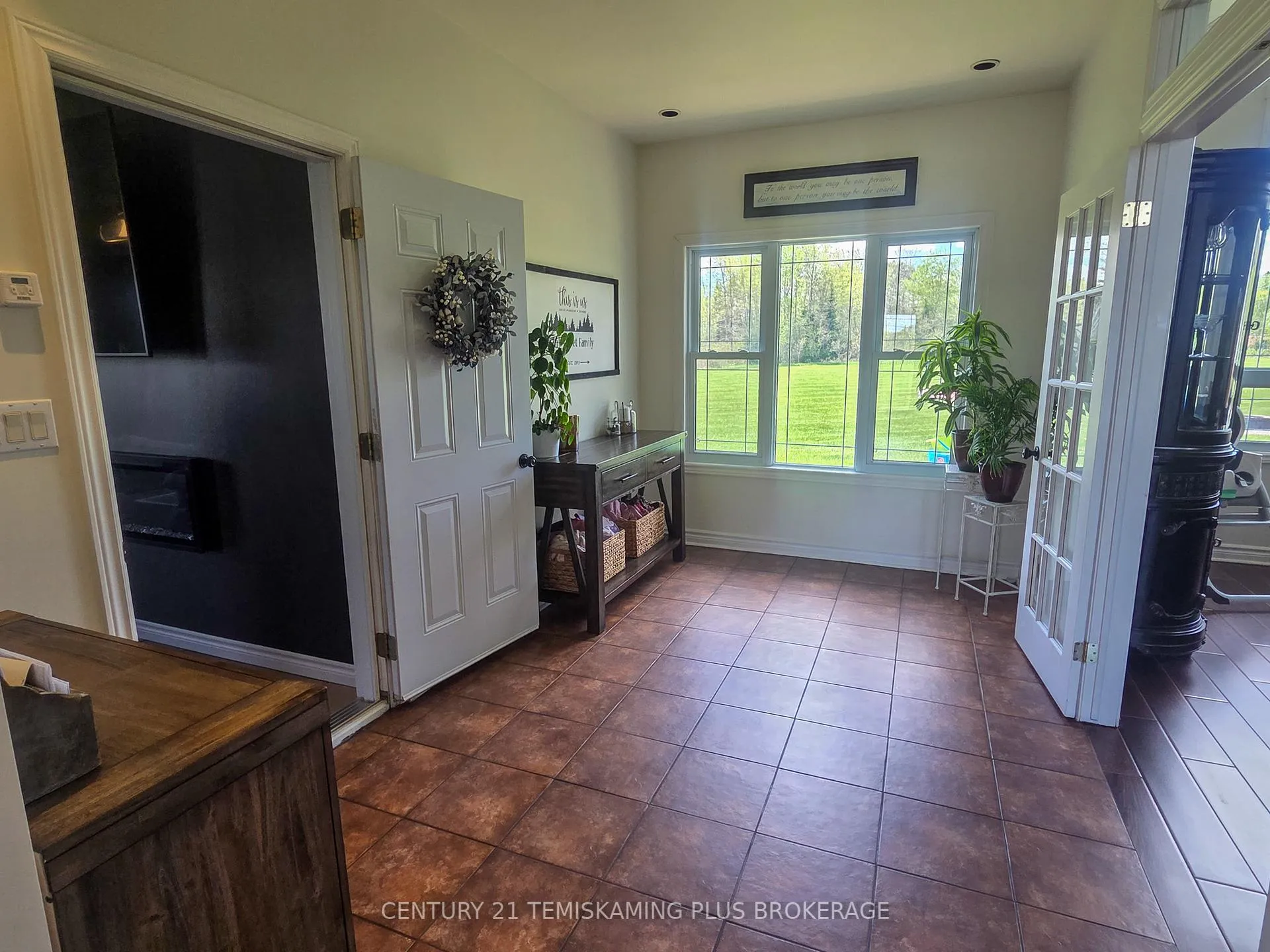 Photo 5 of 414305 Bryans Road, Englehart, Central Timiskaming — HOMEH