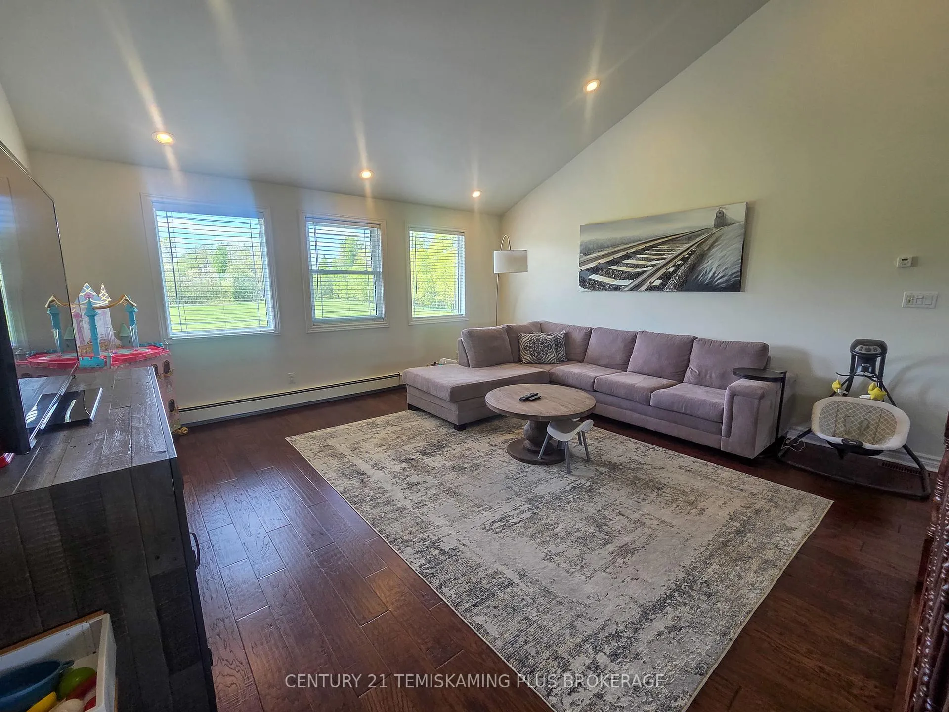 Photo 23 of 414305 Bryans Road, Englehart, Central Timiskaming — HOMEH