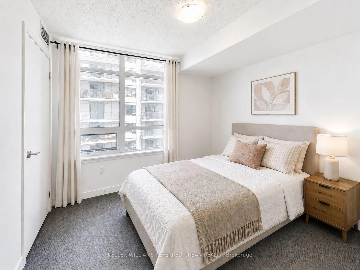 Photo 9 of Unit 815, 812 Lansdowne Avenue, Toronto, Dovercourt-Wallace Emerson-Junction — HOMEH