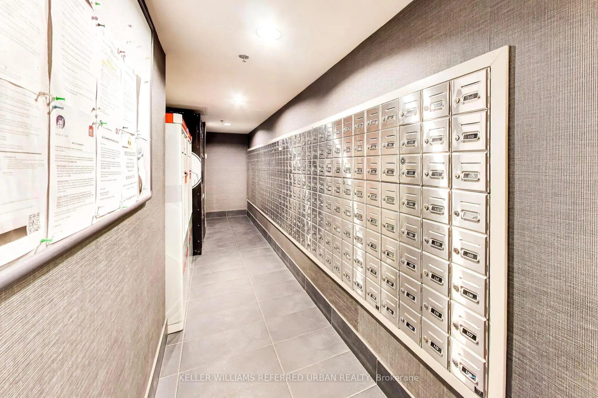 Photo 15 of Unit 815, 812 Lansdowne Avenue, Toronto, Dovercourt-Wallace Emerson-Junction — HOMEH