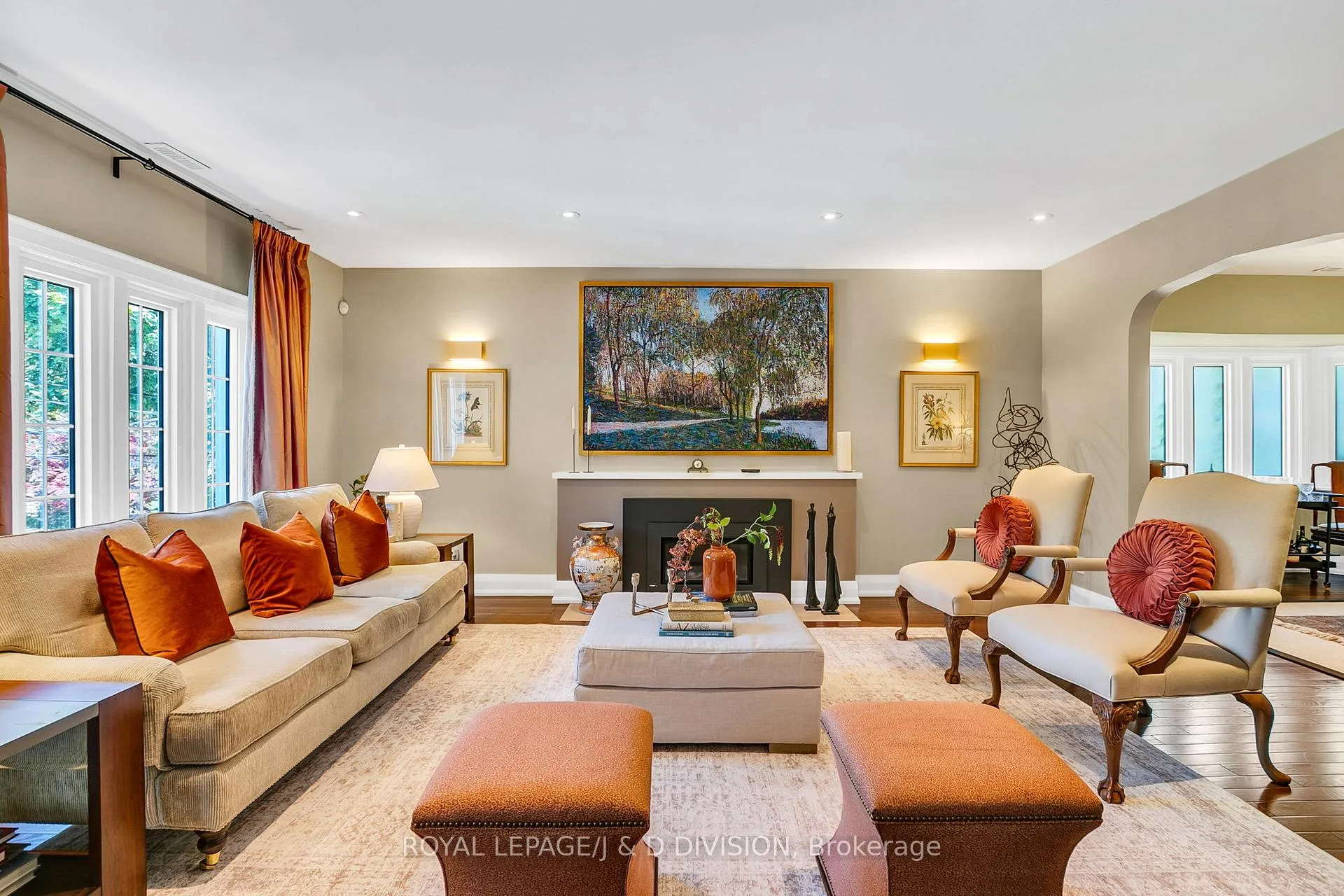 Photo 7 of 137 Highbourne Road, Toronto, Yonge-Eglinton — HOMEH