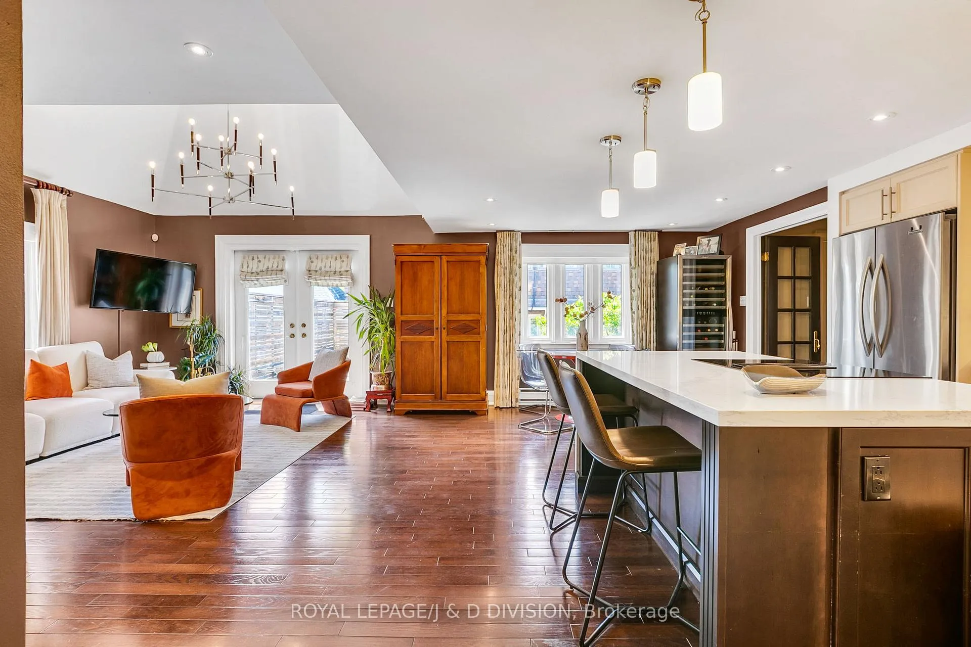 Photo 17 of 137 Highbourne Road, Toronto, Yonge-Eglinton — HOMEH
