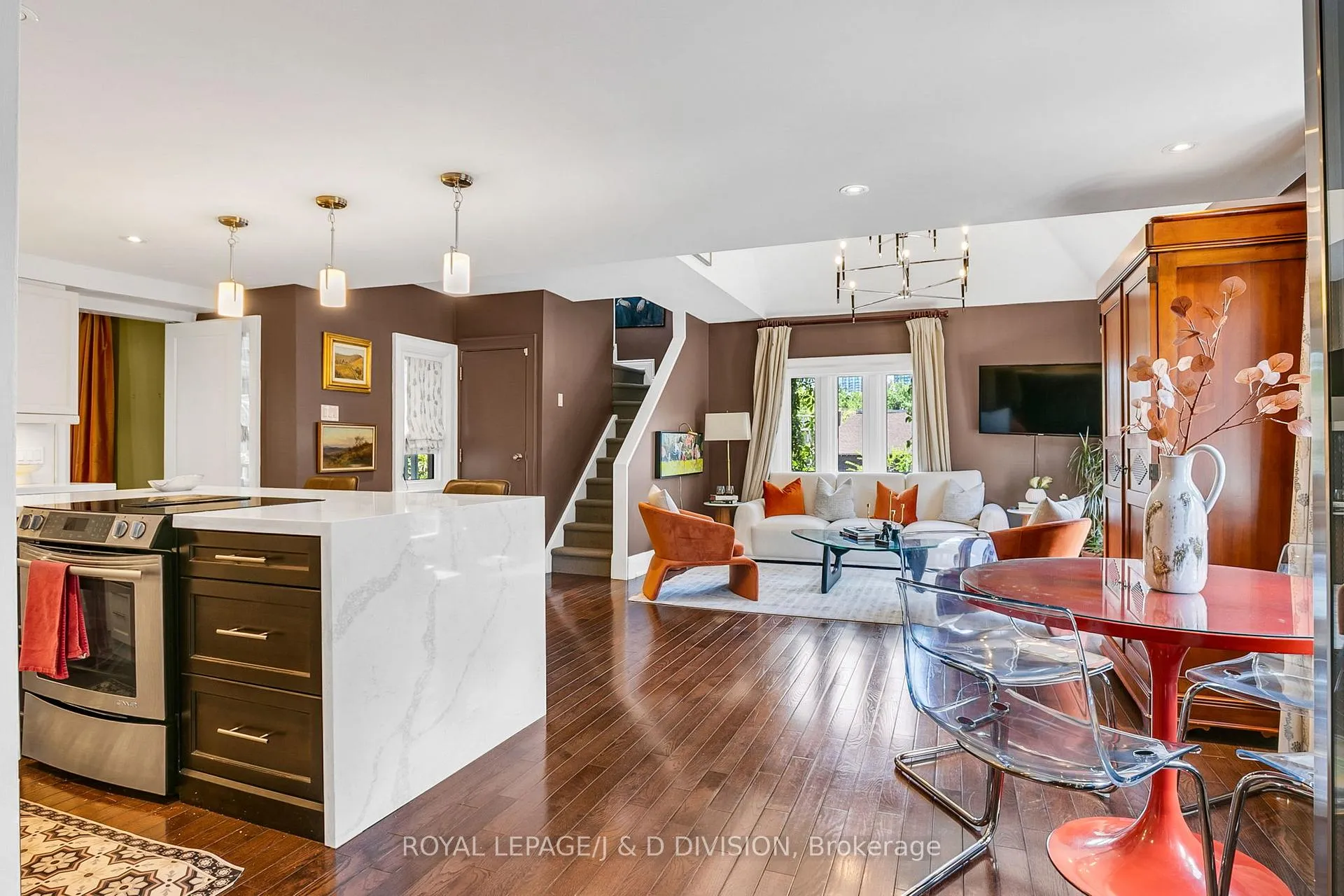 Photo 19 of 137 Highbourne Road, Toronto, Yonge-Eglinton — HOMEH