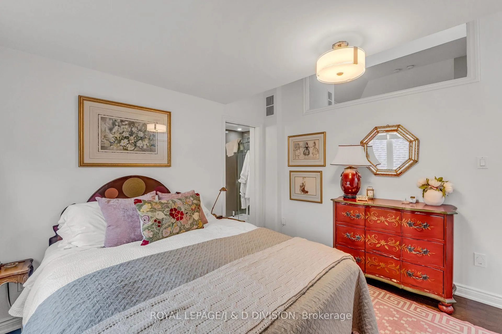 Photo 35 of 137 Highbourne Road, Toronto, Yonge-Eglinton — HOMEH