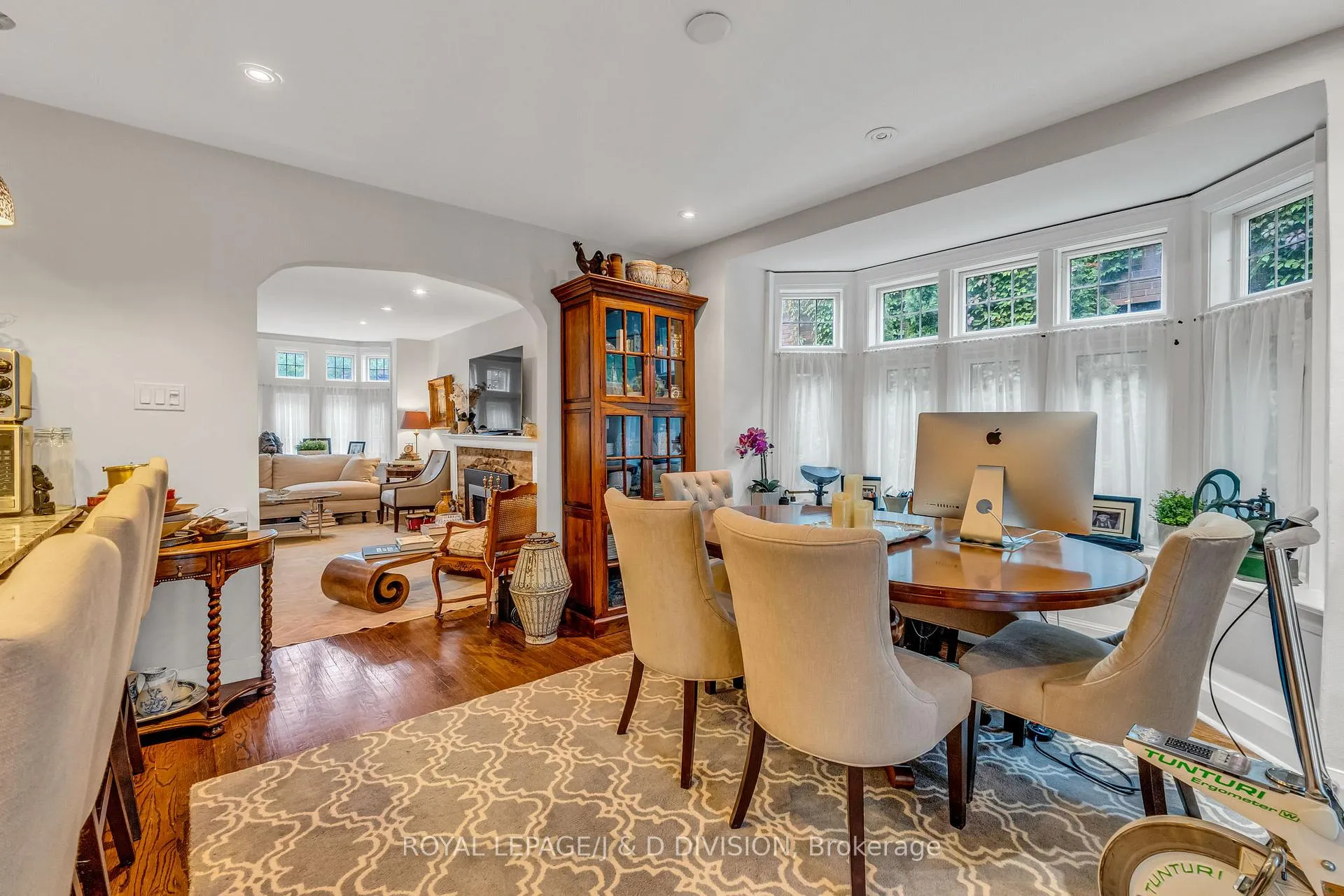 Photo 43 of 137 Highbourne Road, Toronto, Yonge-Eglinton — HOMEH
