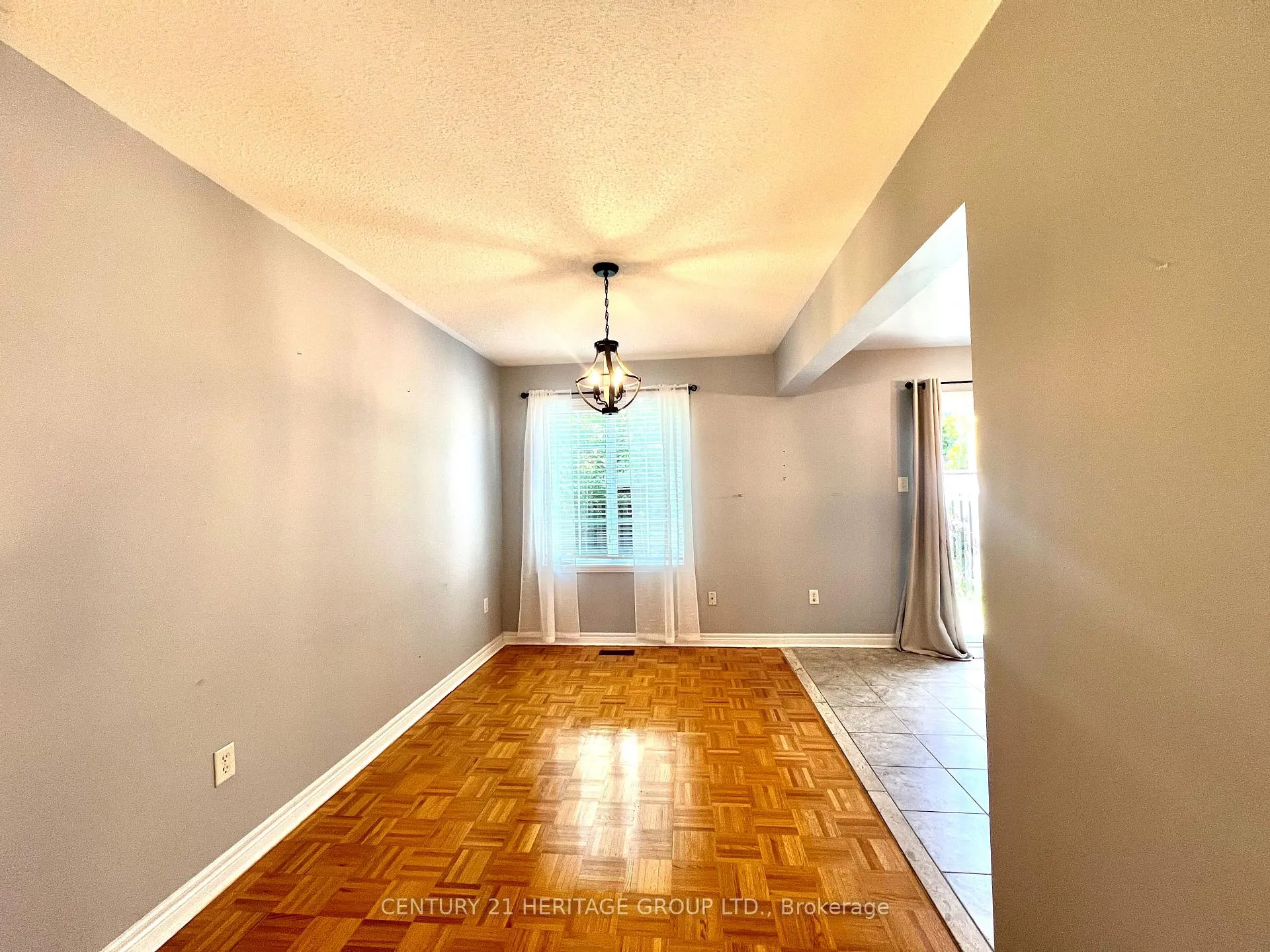 Photo 5 of 80 Belvia Drive, Vaughan, Patterson — HOMEH