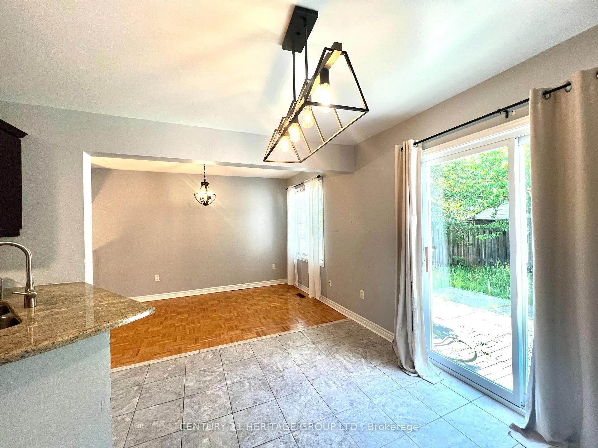 Photo 6 of 80 Belvia Drive, Vaughan, Patterson — HOMEH