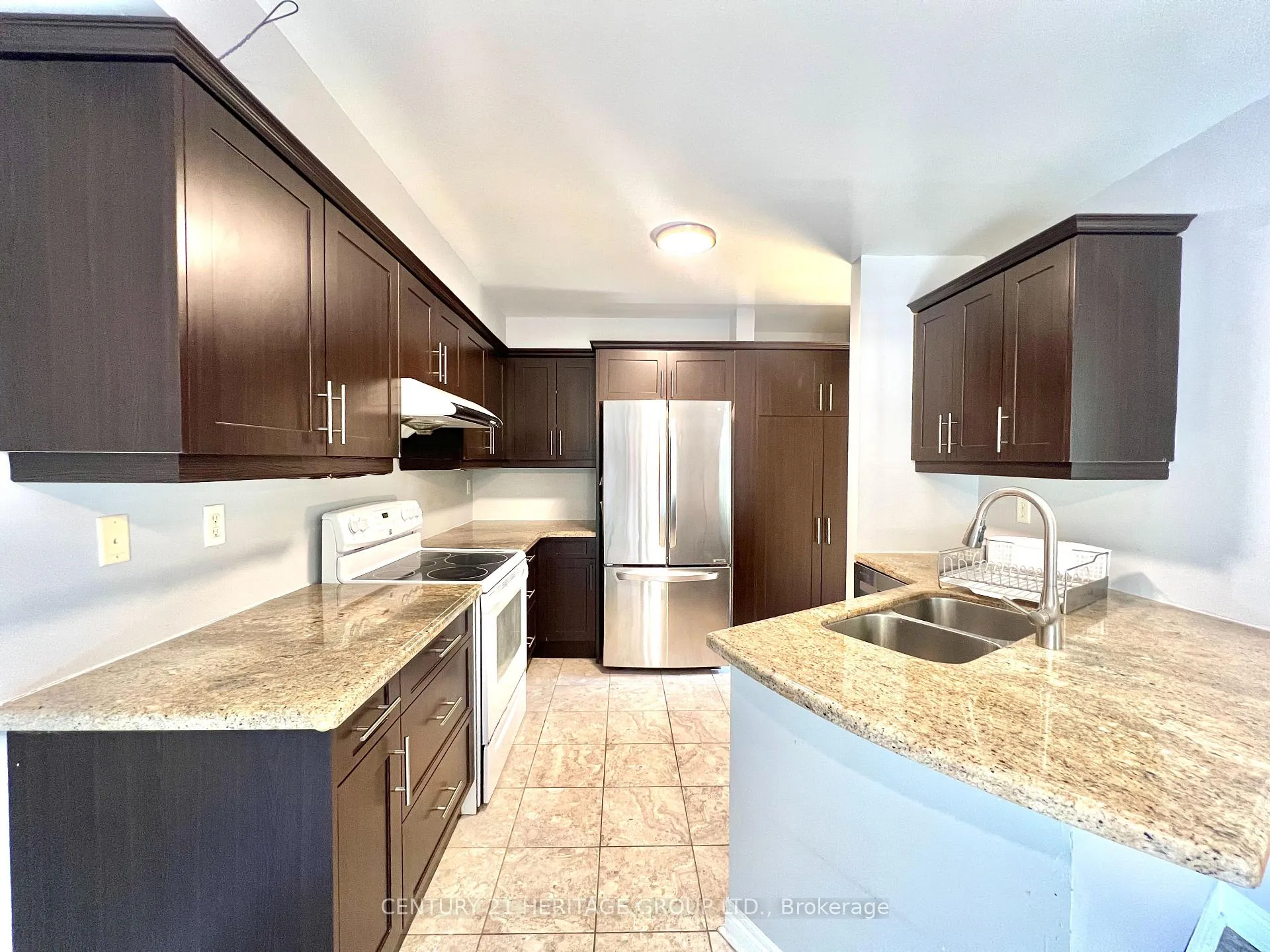 Photo 8 of 80 Belvia Drive, Vaughan, Patterson — HOMEH