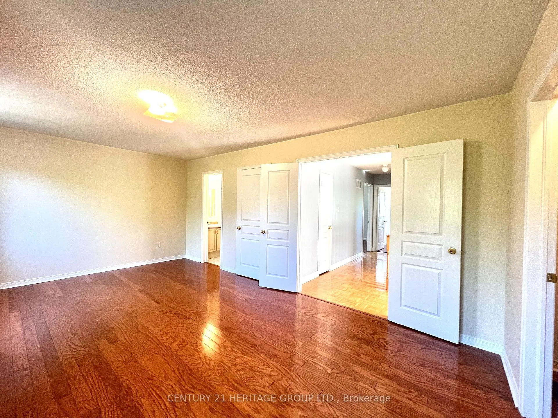 Photo 12 of 80 Belvia Drive, Vaughan, Patterson — HOMEH