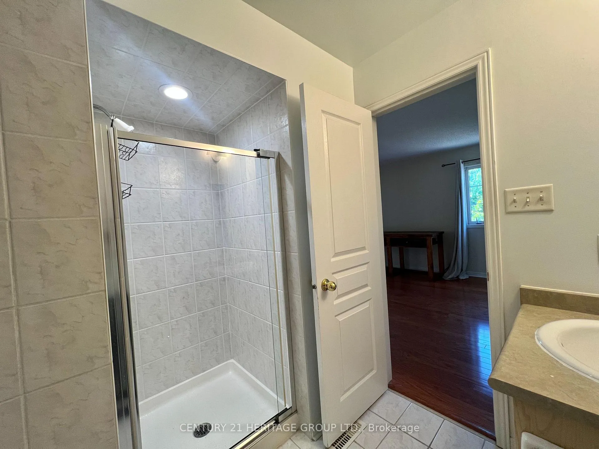Photo 14 of 80 Belvia Drive, Vaughan, Patterson — HOMEH