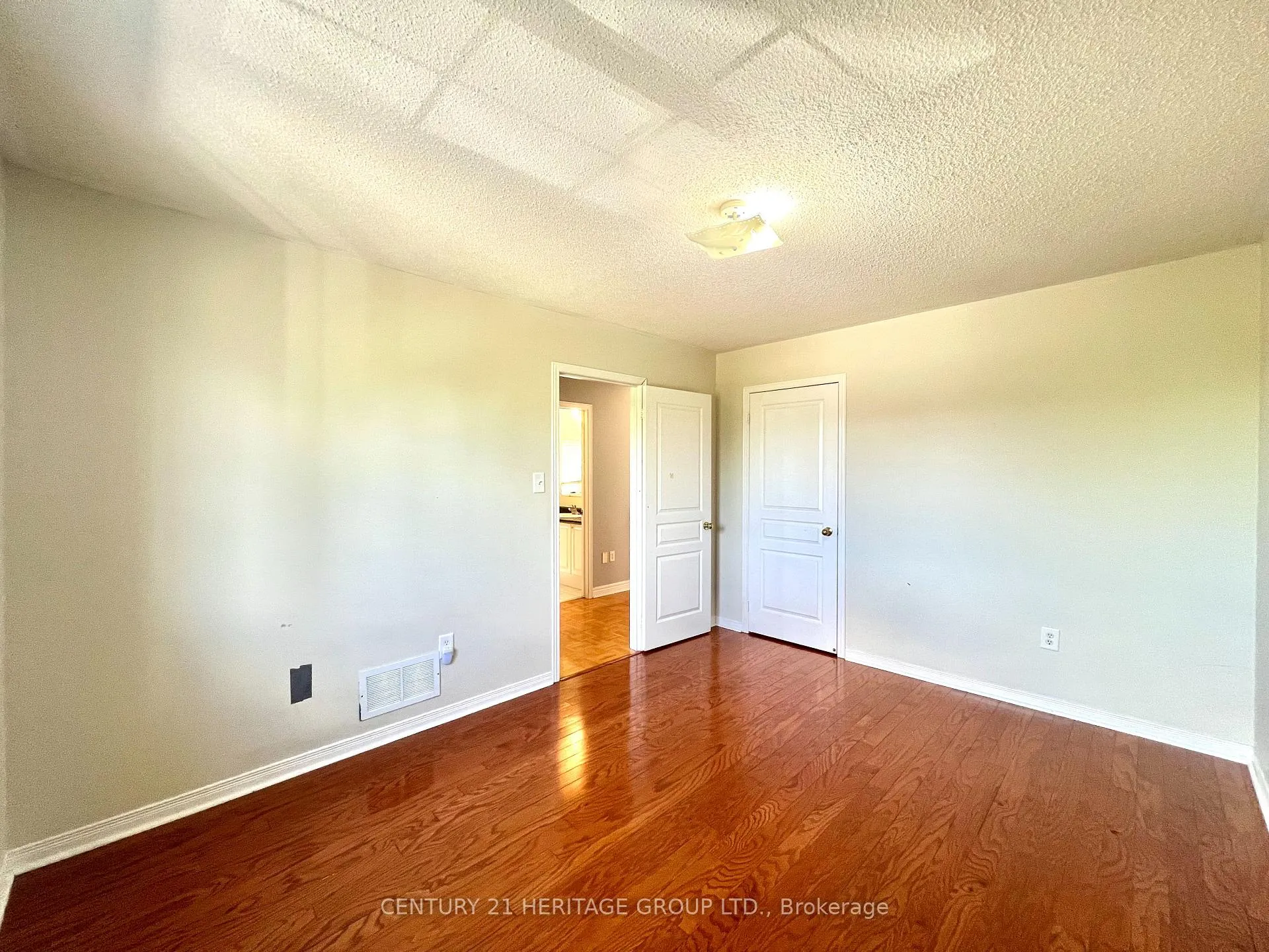 Photo 20 of 80 Belvia Drive, Vaughan, Patterson — HOMEH