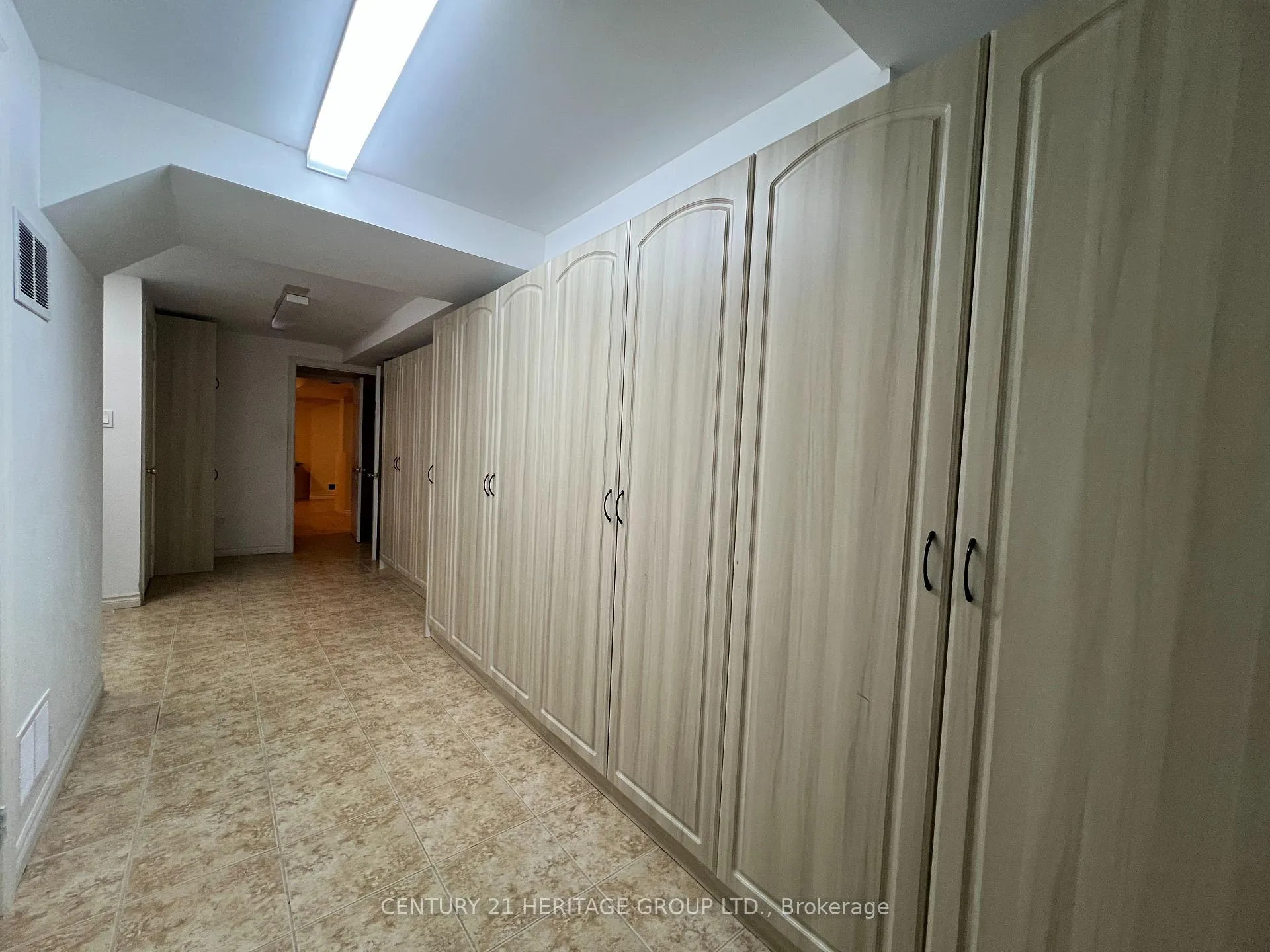 Photo 22 of 80 Belvia Drive, Vaughan, Patterson — HOMEH