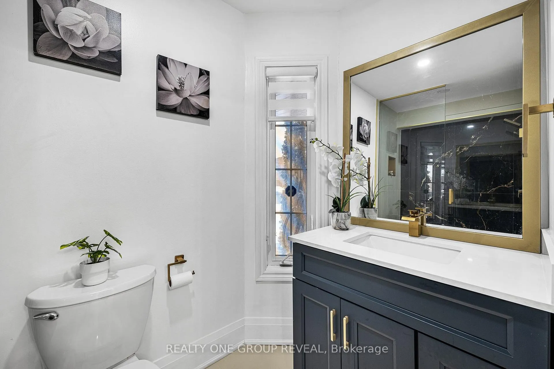 Photo 8 of 1 Bridgid Drive, Whitby, Williamsburg — HOMEH