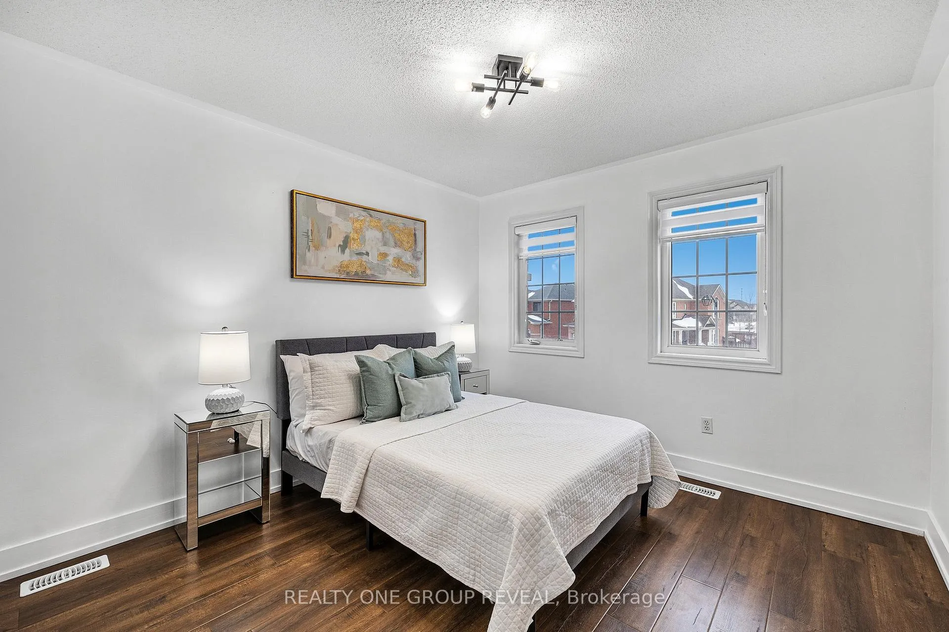 Photo 31 of 1 Bridgid Drive, Whitby, Williamsburg — HOMEH