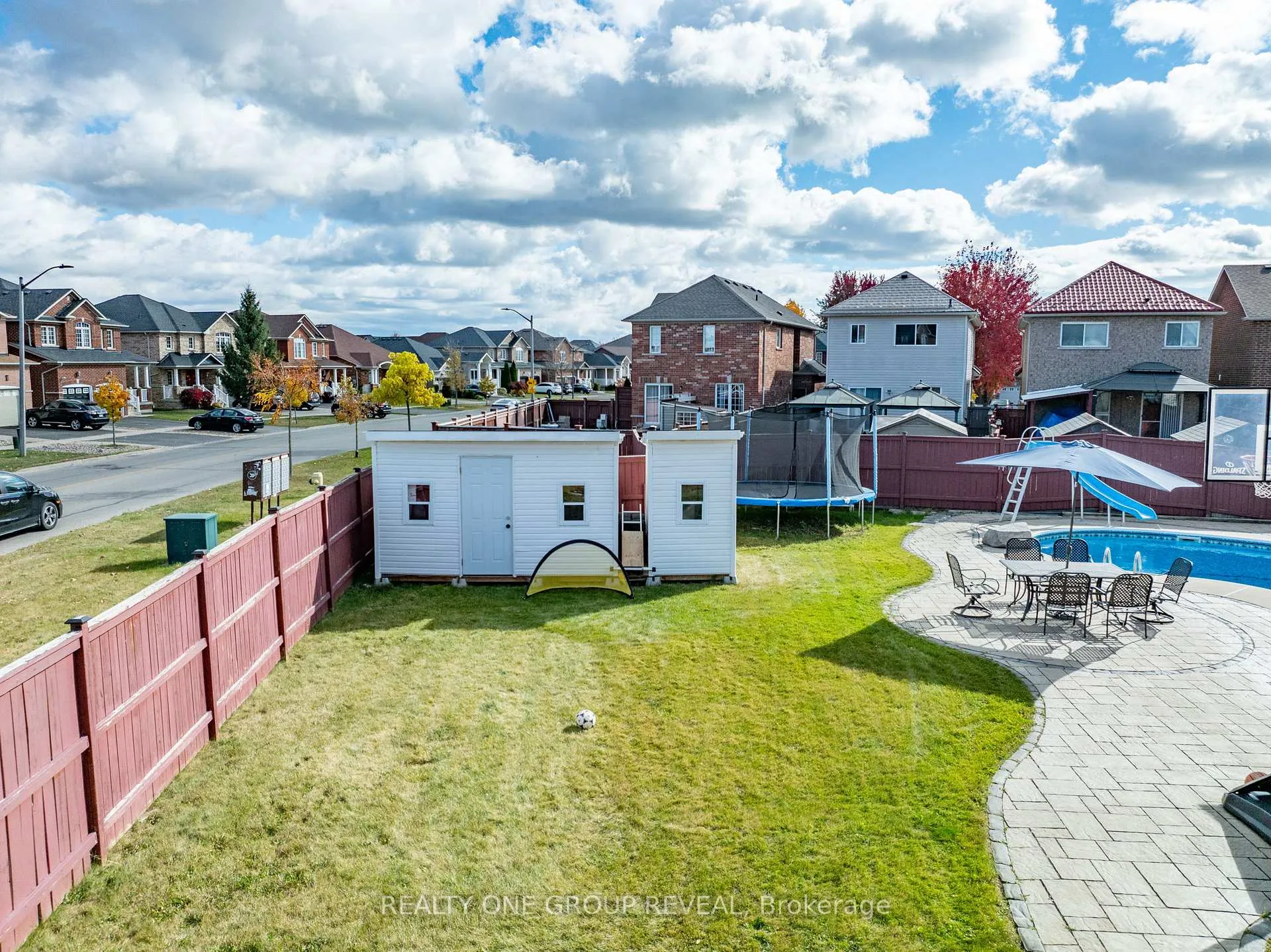 Photo 49 of 1 Bridgid Drive, Whitby, Williamsburg — HOMEH