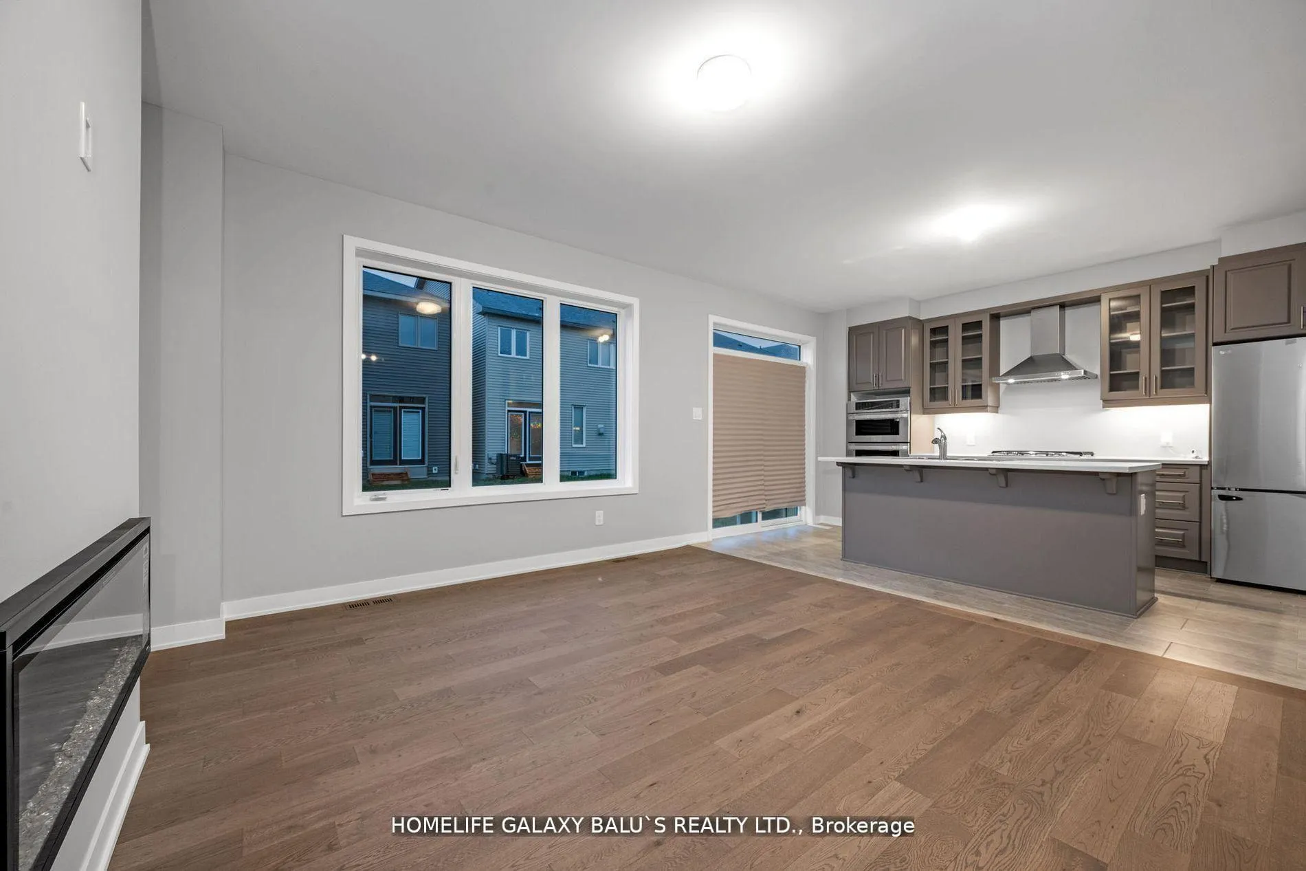Photo 2 of 308 Crossway Terrace, Ottawa, Stittsville (North) — HOMEH