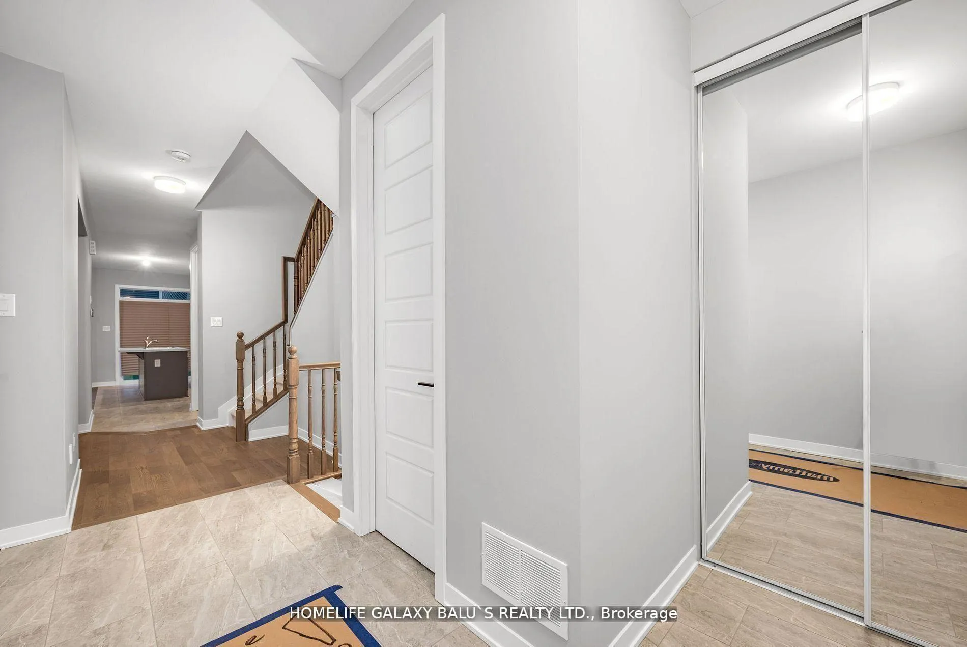 Photo 3 of 308 Crossway Terrace, Ottawa, Stittsville (North) — HOMEH