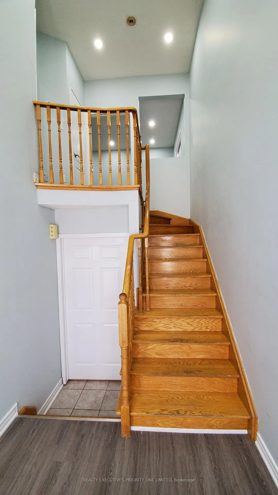 Photo 1 of Unit Upper Floor, 18 Ed Quigg Way, Vaughan, Sonoma Heights — HOMEH