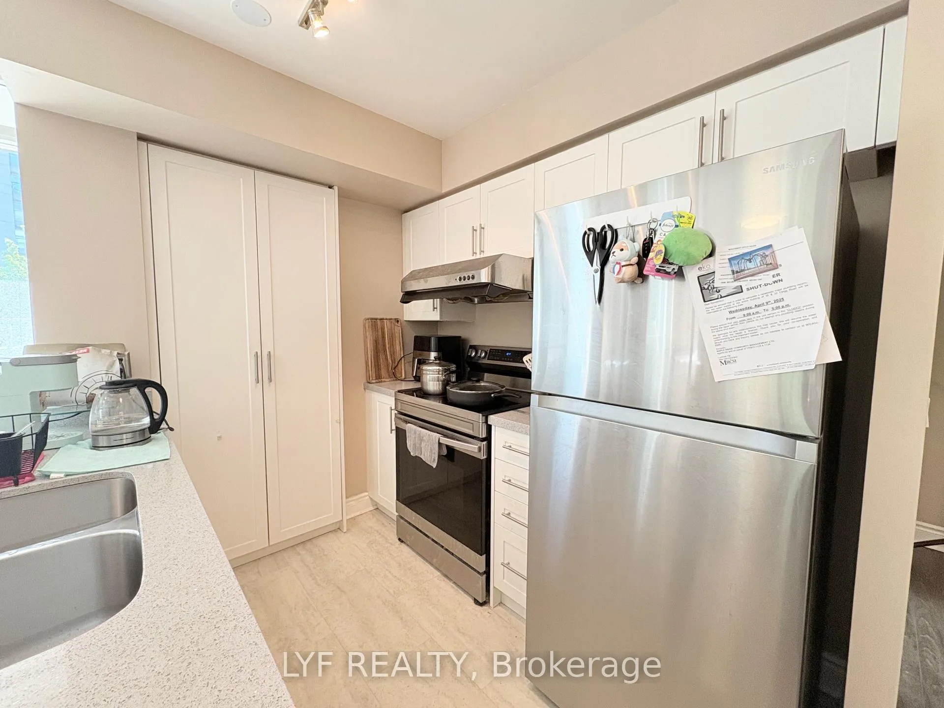 Photo 7 of Unit 205, 32 Clegg Road, Markham, Unionville — HOMEH