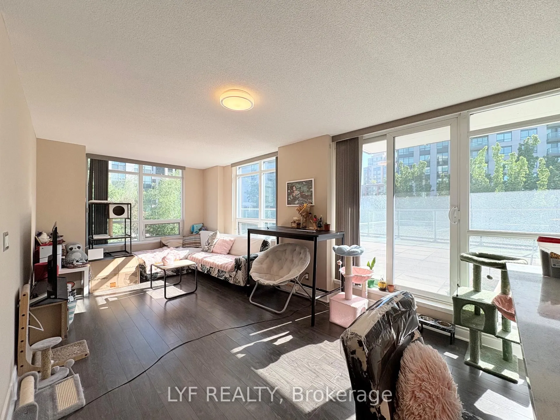 Photo 10 of Unit 205, 32 Clegg Road, Markham, Unionville — HOMEH