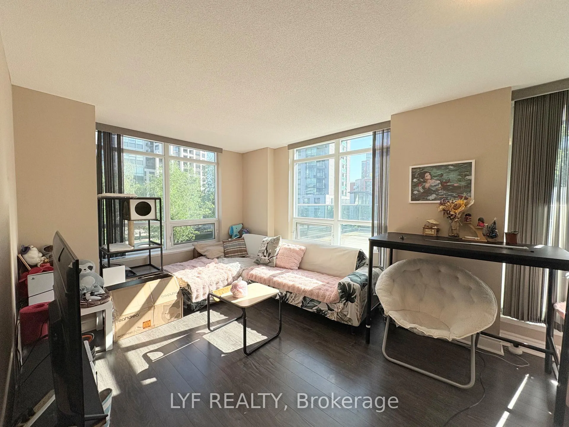 Photo 12 of Unit 205, 32 Clegg Road, Markham, Unionville — HOMEH