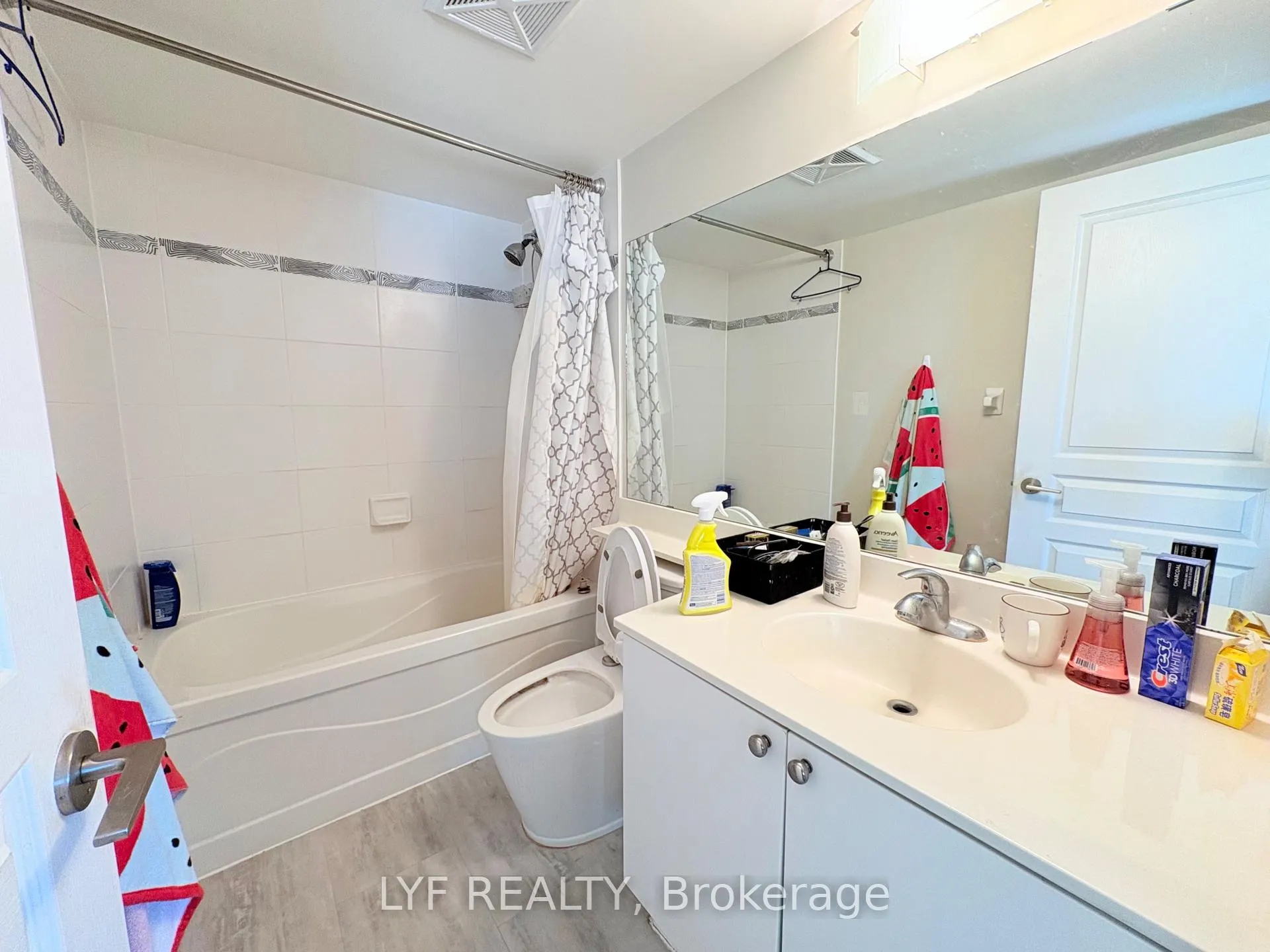 Photo 23 of Unit 205, 32 Clegg Road, Markham, Unionville — HOMEH