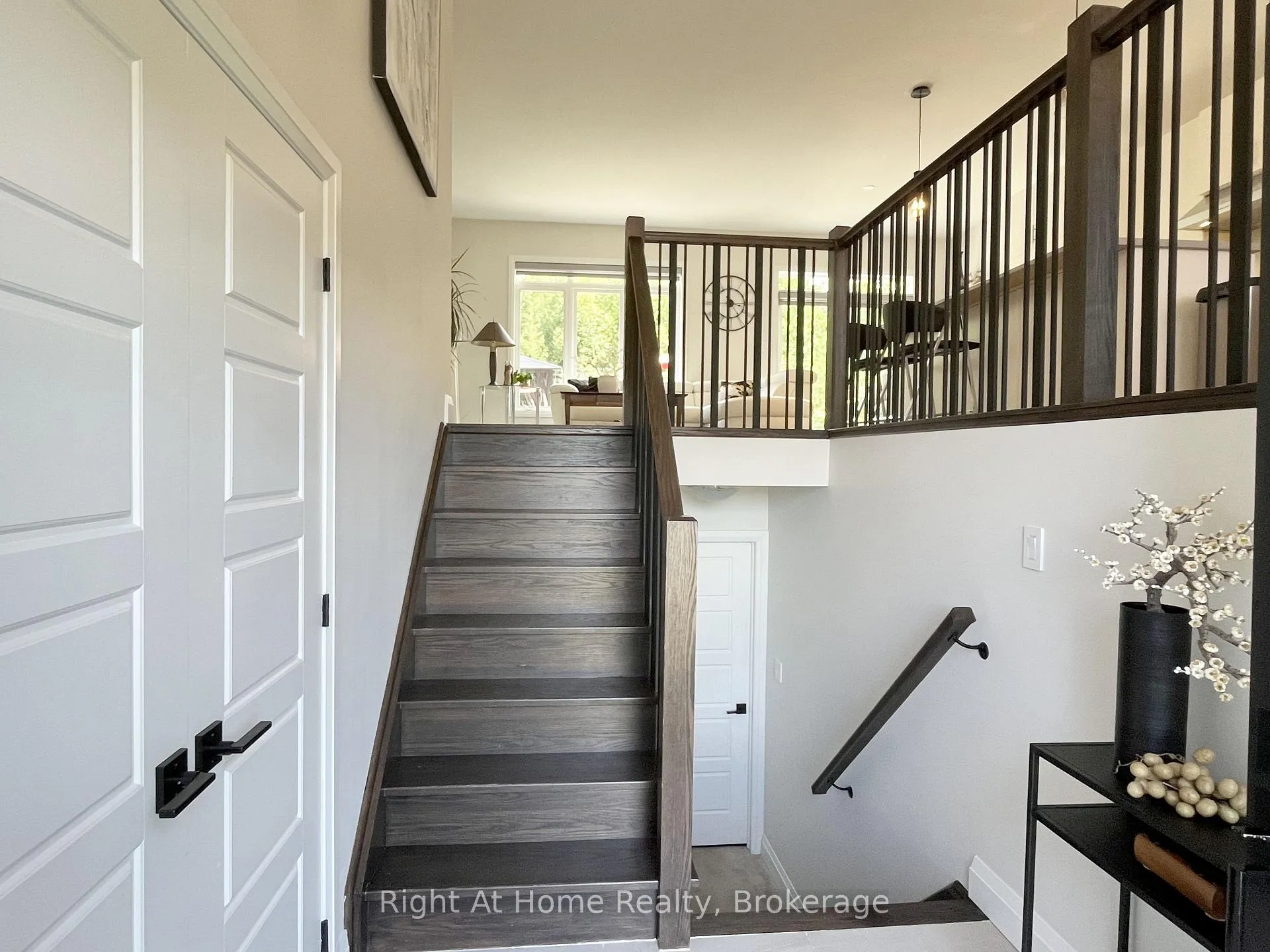 Photo 13 of 23 Ralph Dalton Boulevard, Tay, Victoria Harbour — HOMEH