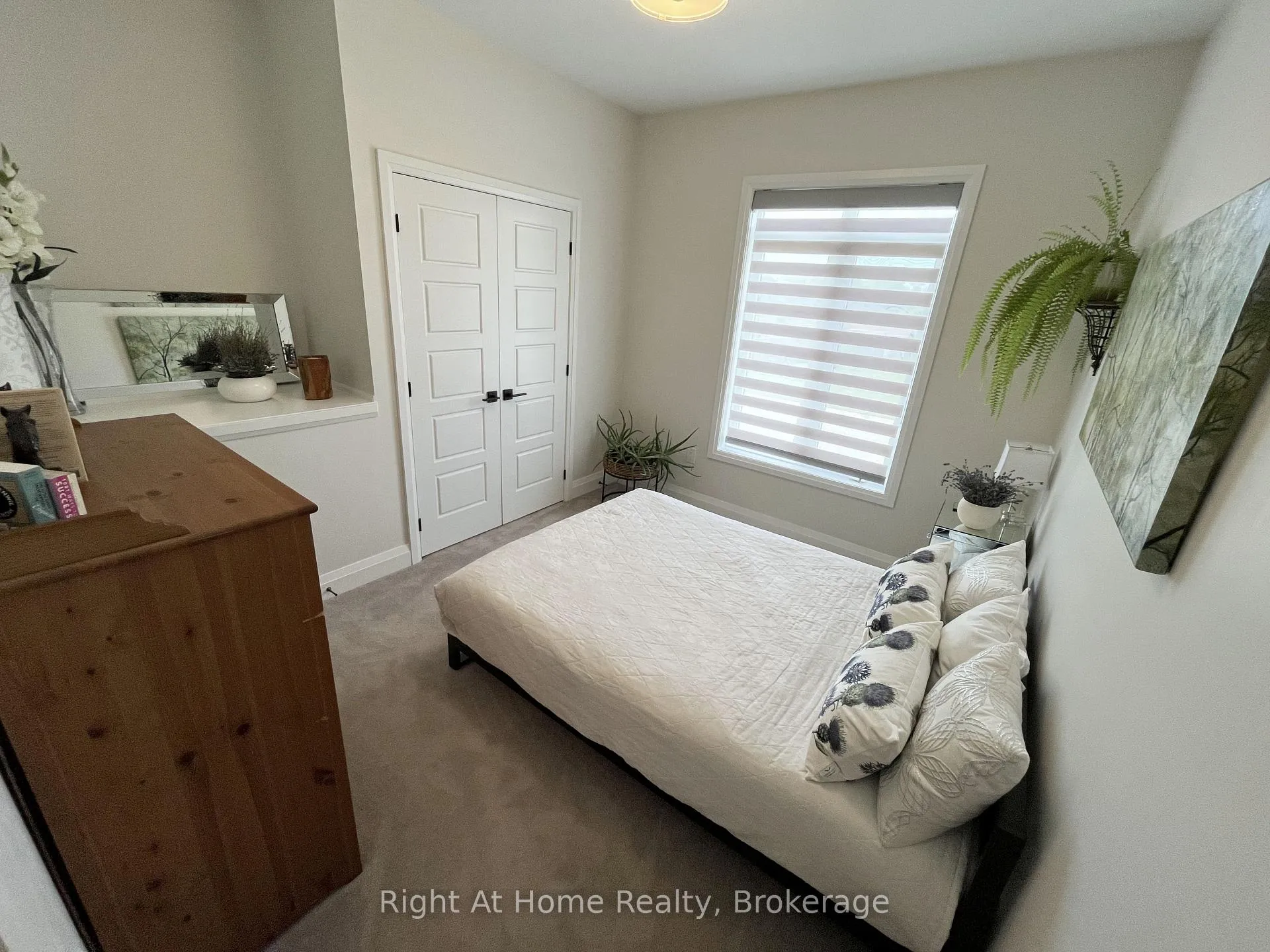 Photo 25 of 23 Ralph Dalton Boulevard, Tay, Victoria Harbour — HOMEH