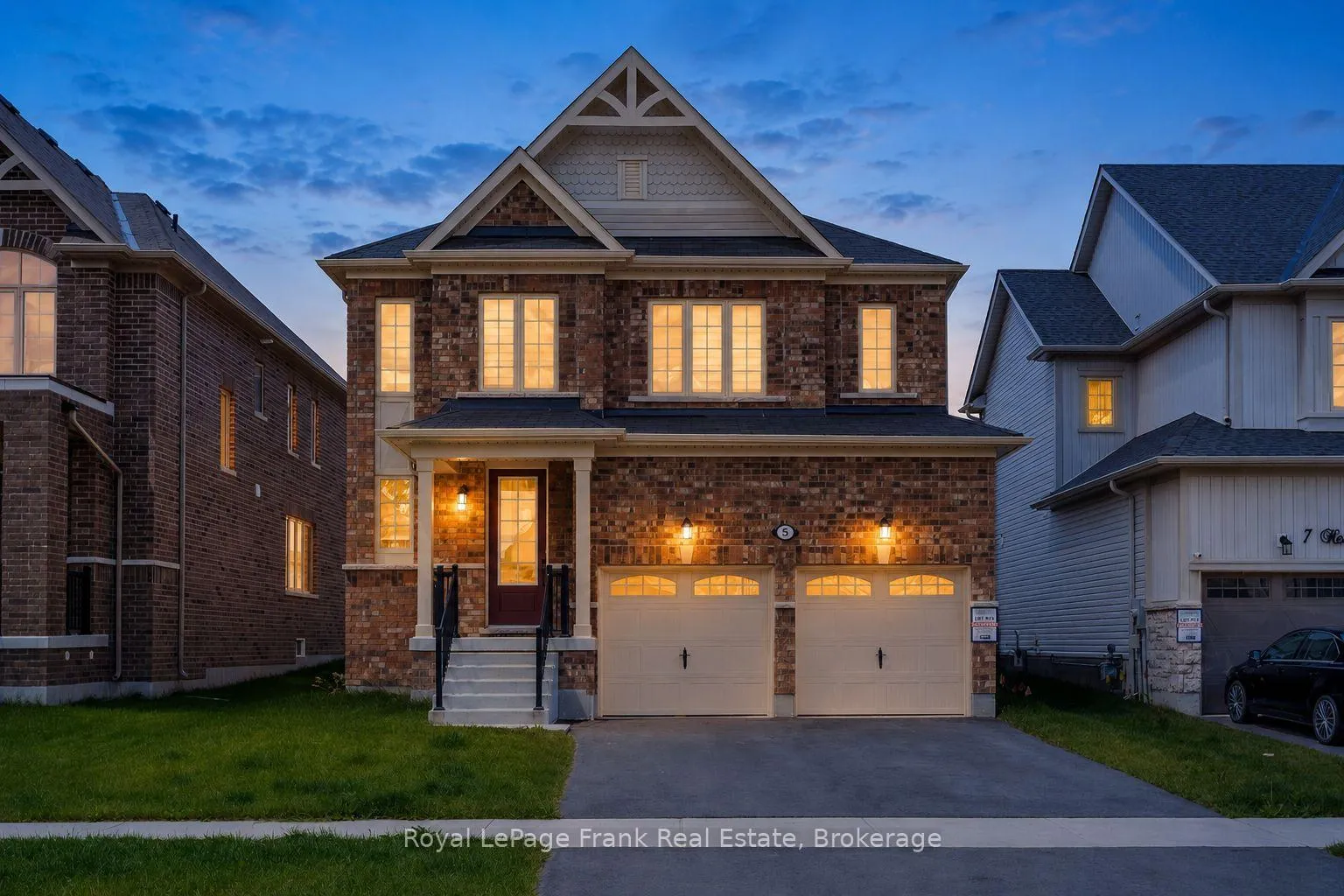 Photo 1 of 5 Hennessey Crescent, Kawartha Lakes, Lindsay — HOMEH