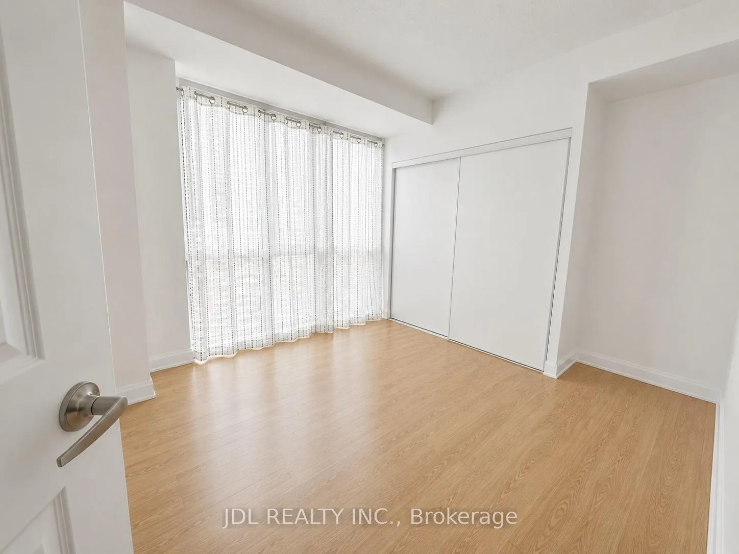 Photo 11 of Unit 2612, 761 Bay Street, Toronto, Bay Street Corridor — HOMEH