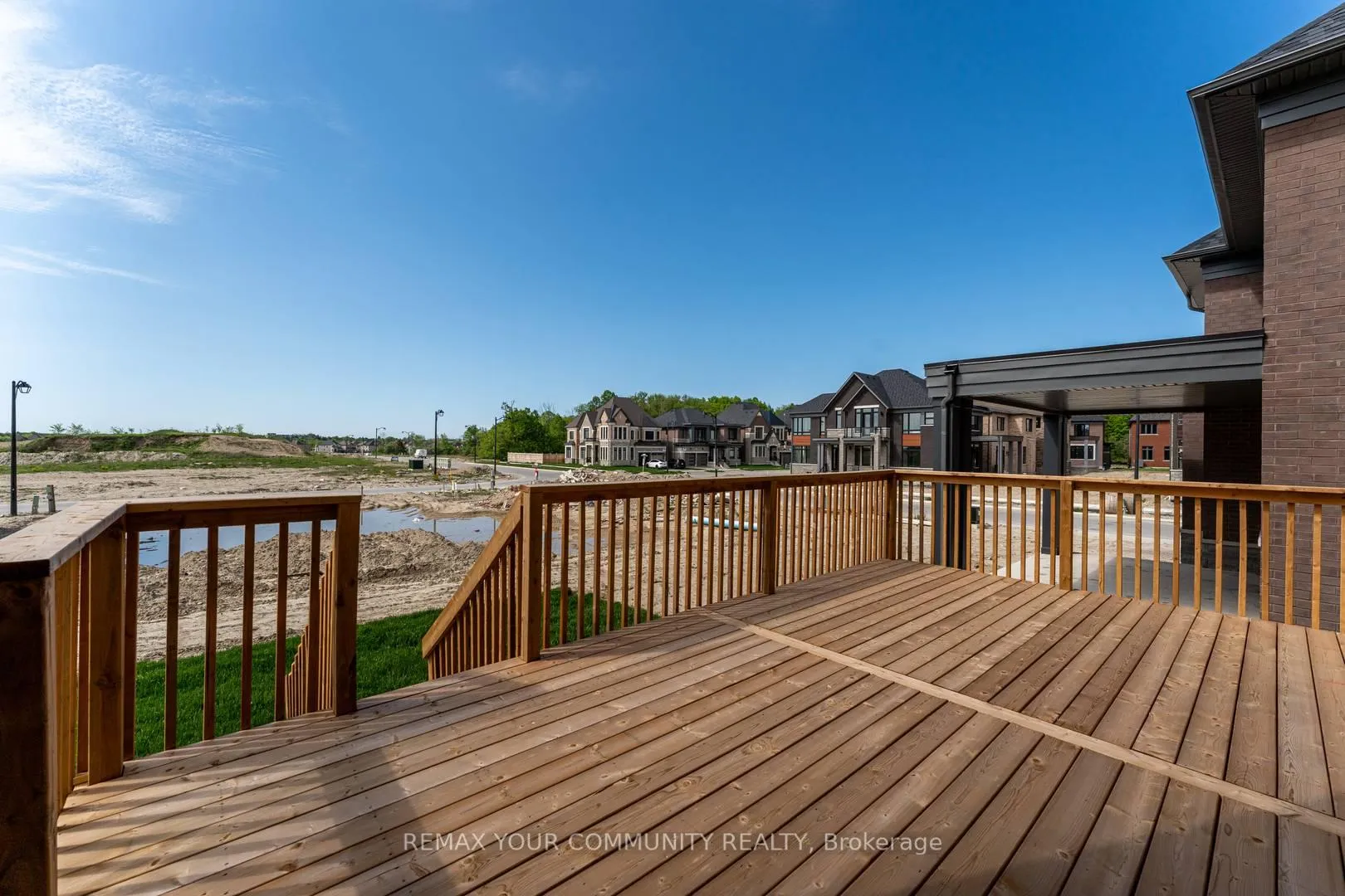 Photo 40 of 5 Garriock Hall Avenue, King, King City — HOMEH