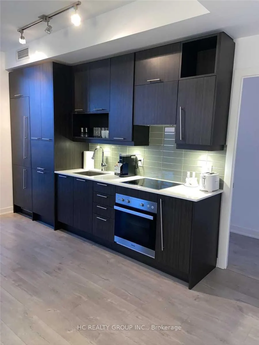 Photo 2 of Unit 1510, 30 Nelson Street, Toronto, Waterfront Communities — HOMEH